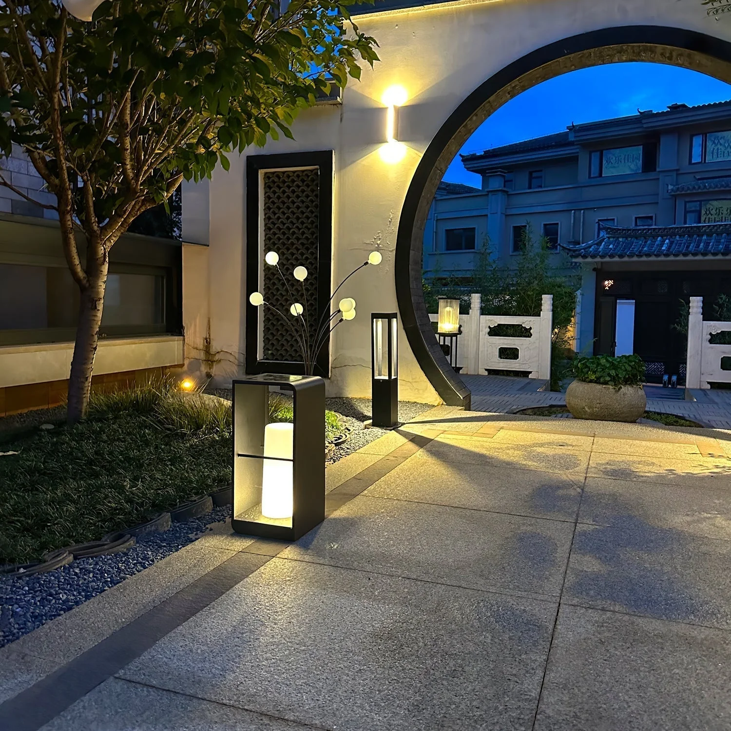 Poppy Minimalist Outdoor Light - Image 35