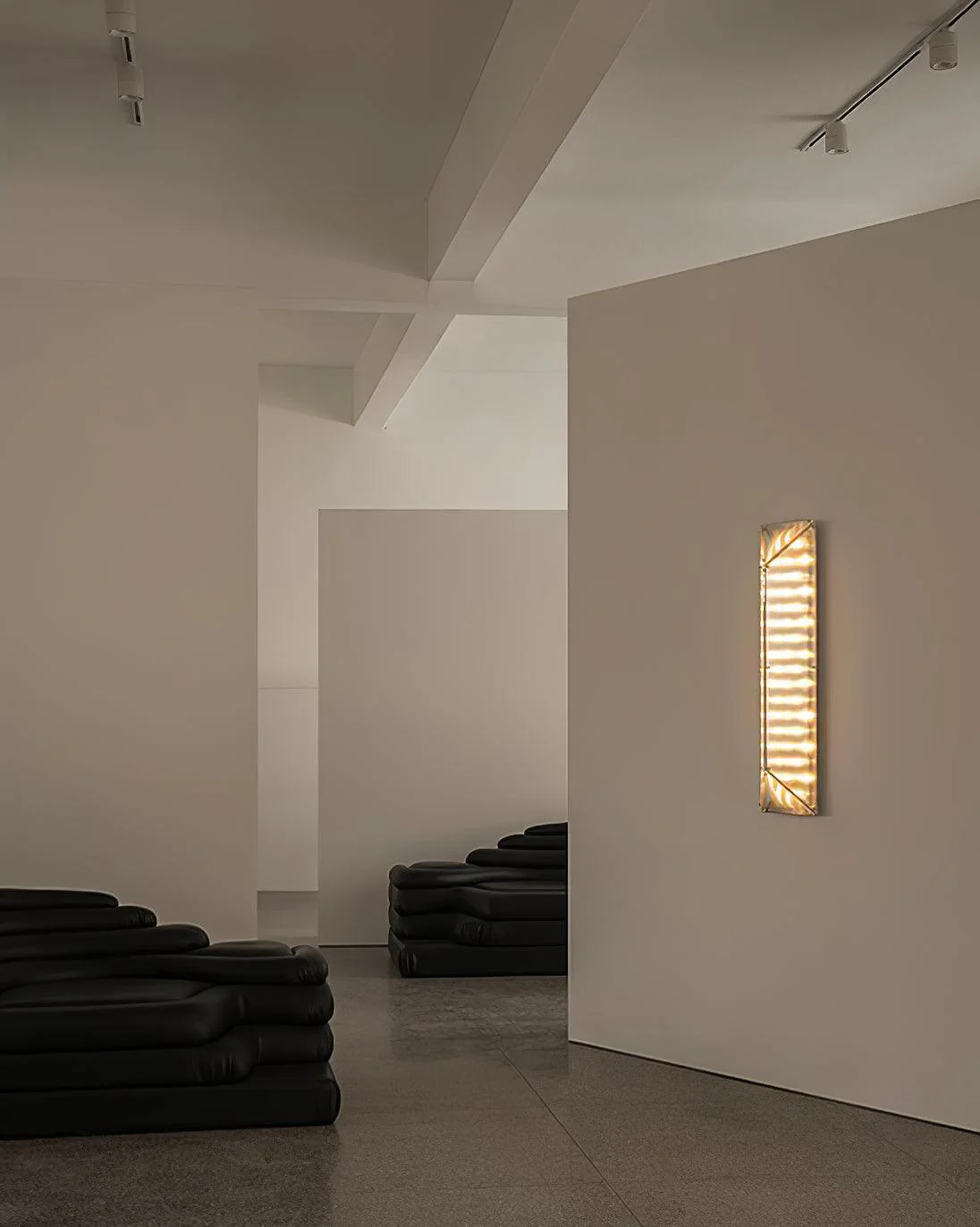 Prism Modern Glass Wall Lamp - Image 19