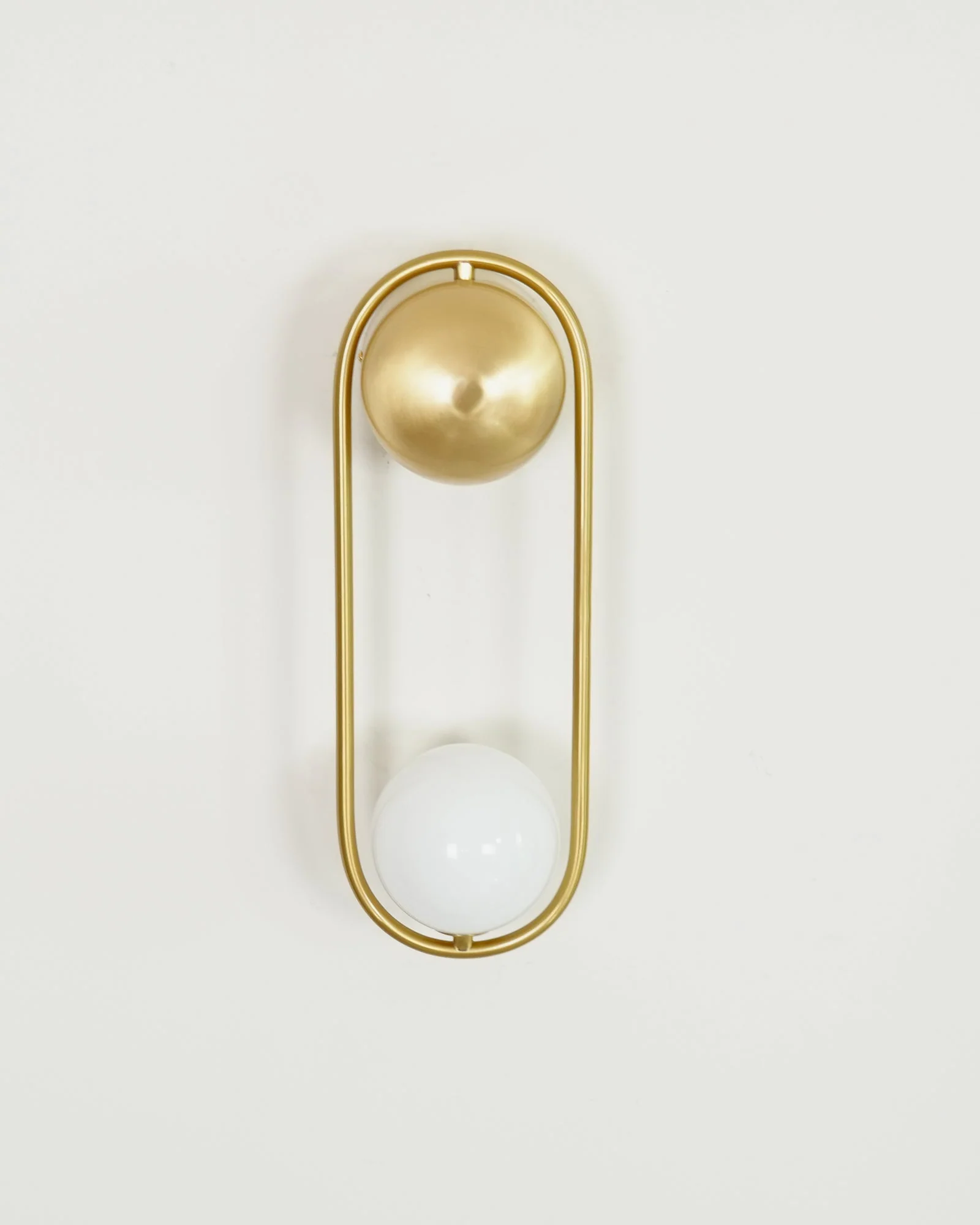 Radiain Brass Minimalist Wall Lamp - Image 30