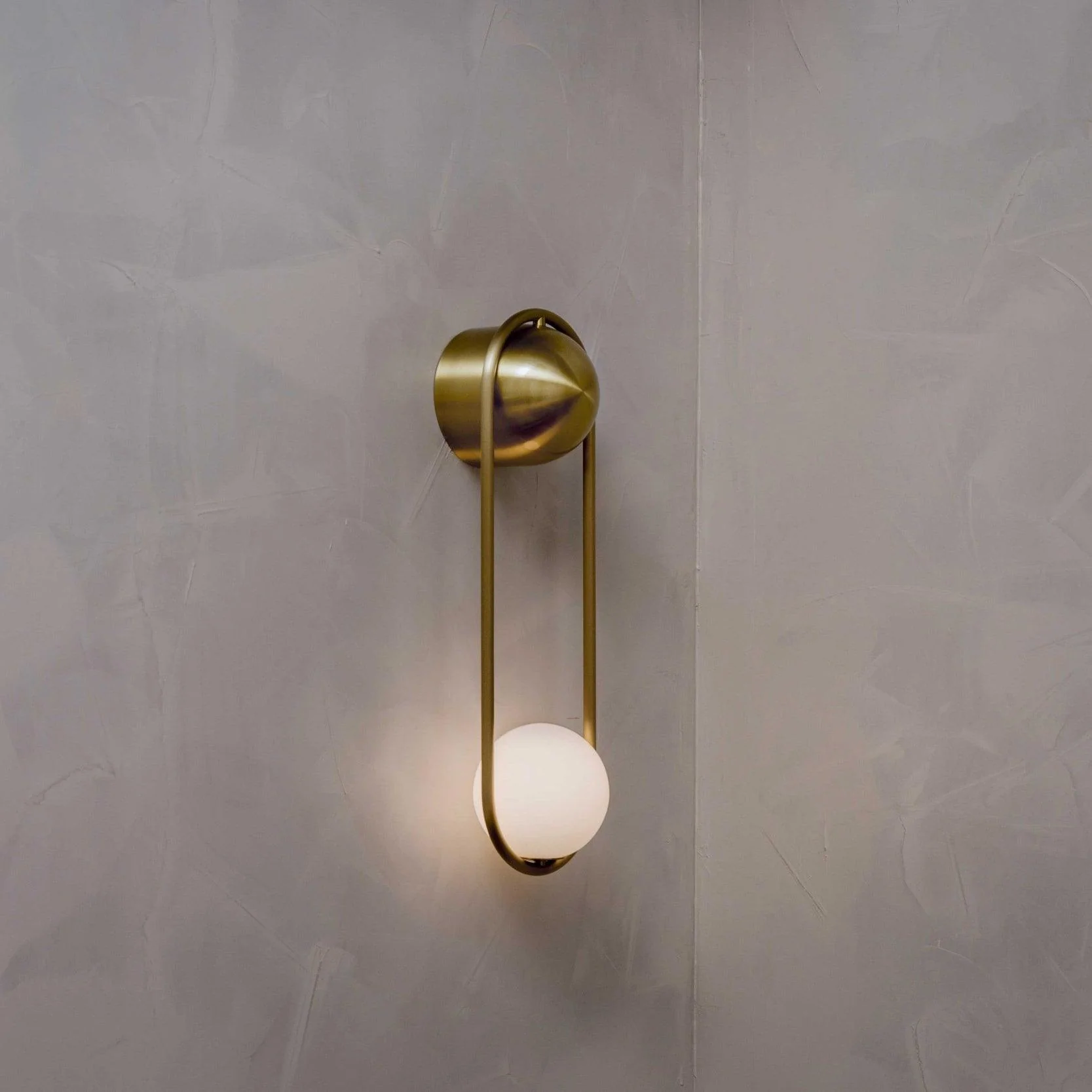 Radiain Brass Minimalist Wall Lamp - Image 51
