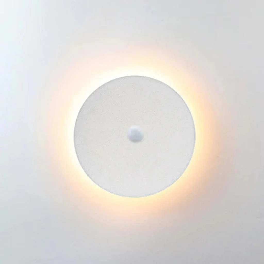Ray Minimalist LED Outdoor Wall Light - Image 17