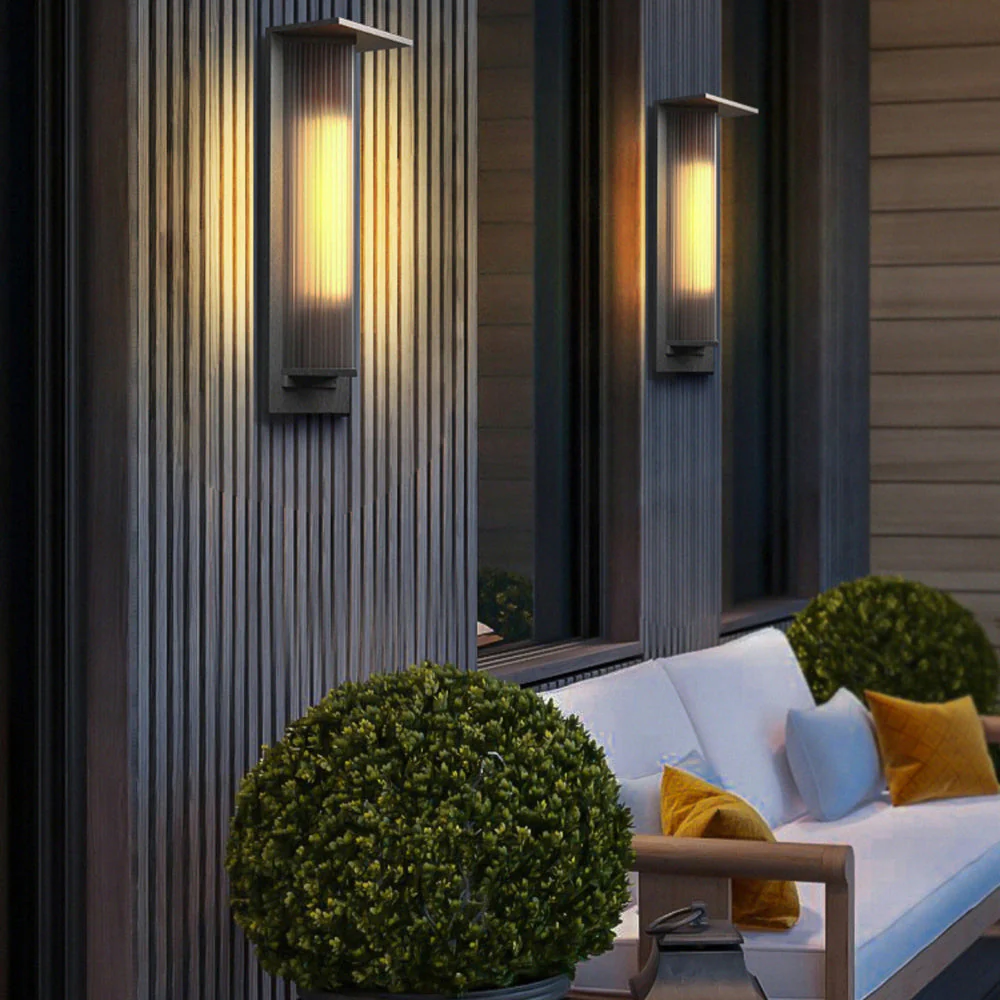 Ray Modern Outdoor Wall Lamp - Image 3