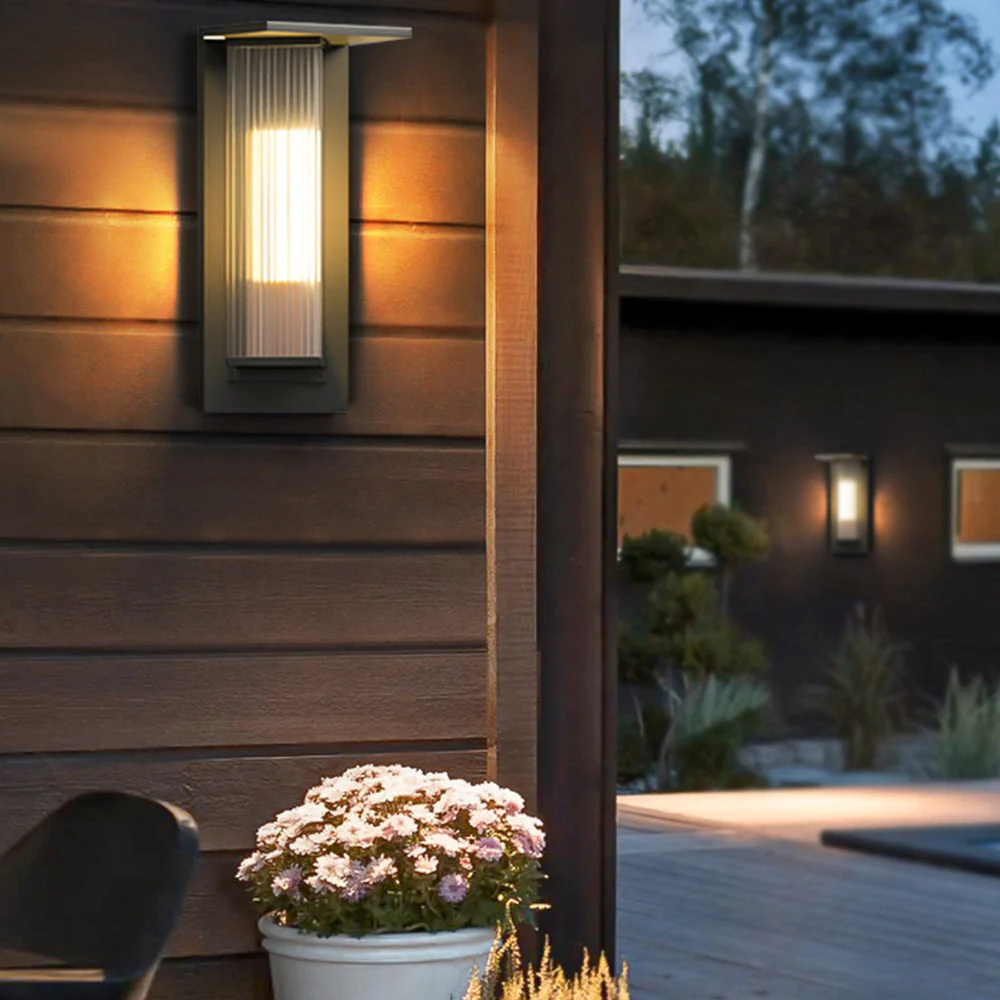 Ray Modern Outdoor Wall Lamp - Image 4