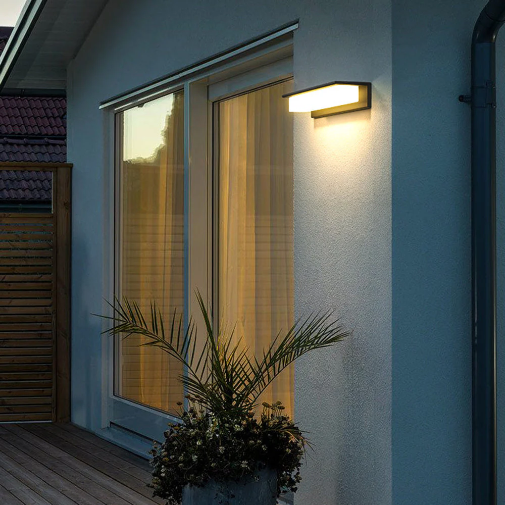 Ray Modern Outdoor Wall Lamp - Image 7