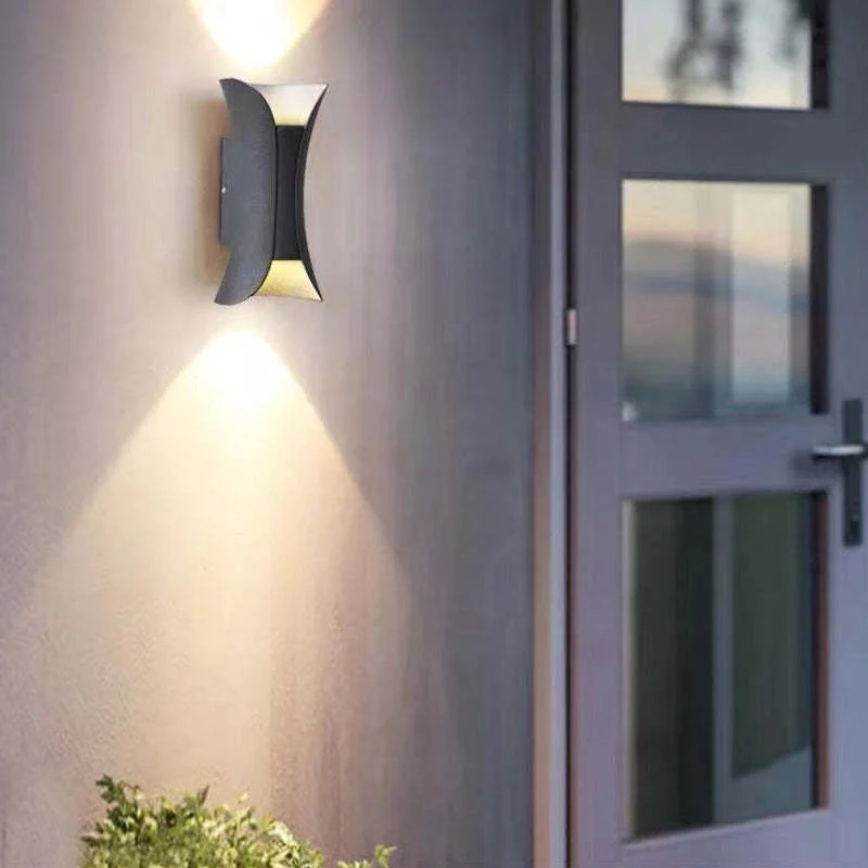 Ray Modern LED Outdoor Wall Light - Image 19
