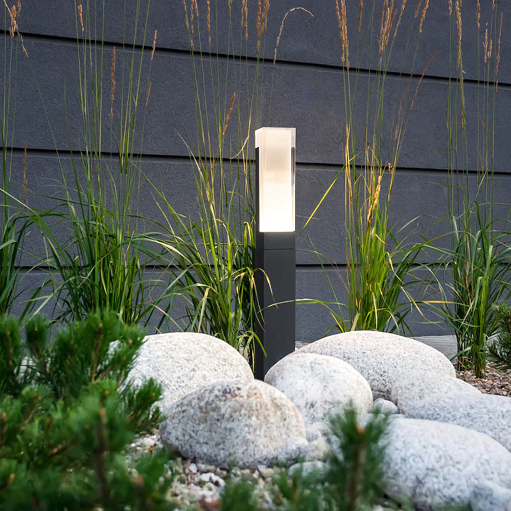 Ray Modern Outdoor Path Light - Image 11