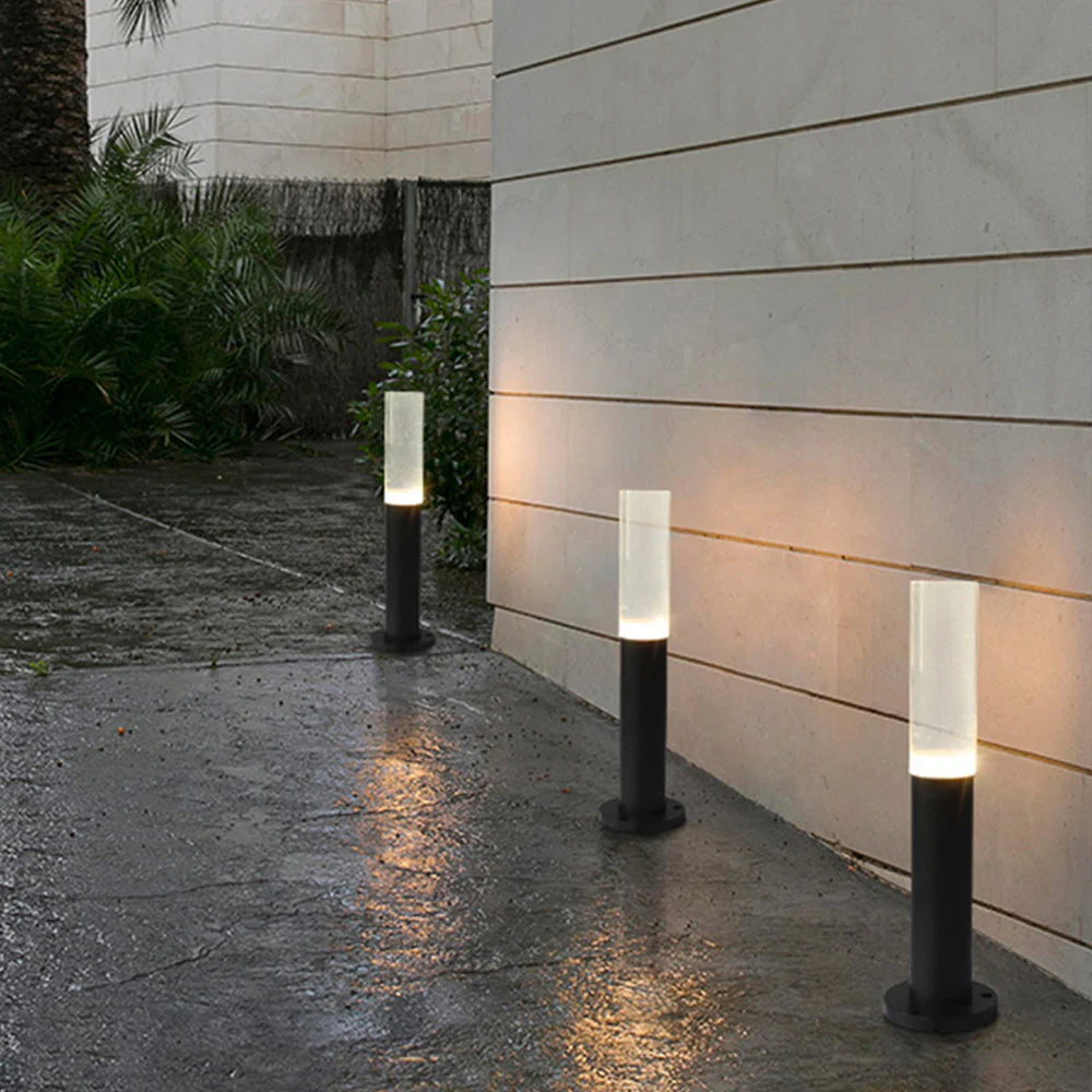 Ray Modern Outdoor Path Light - Image 3