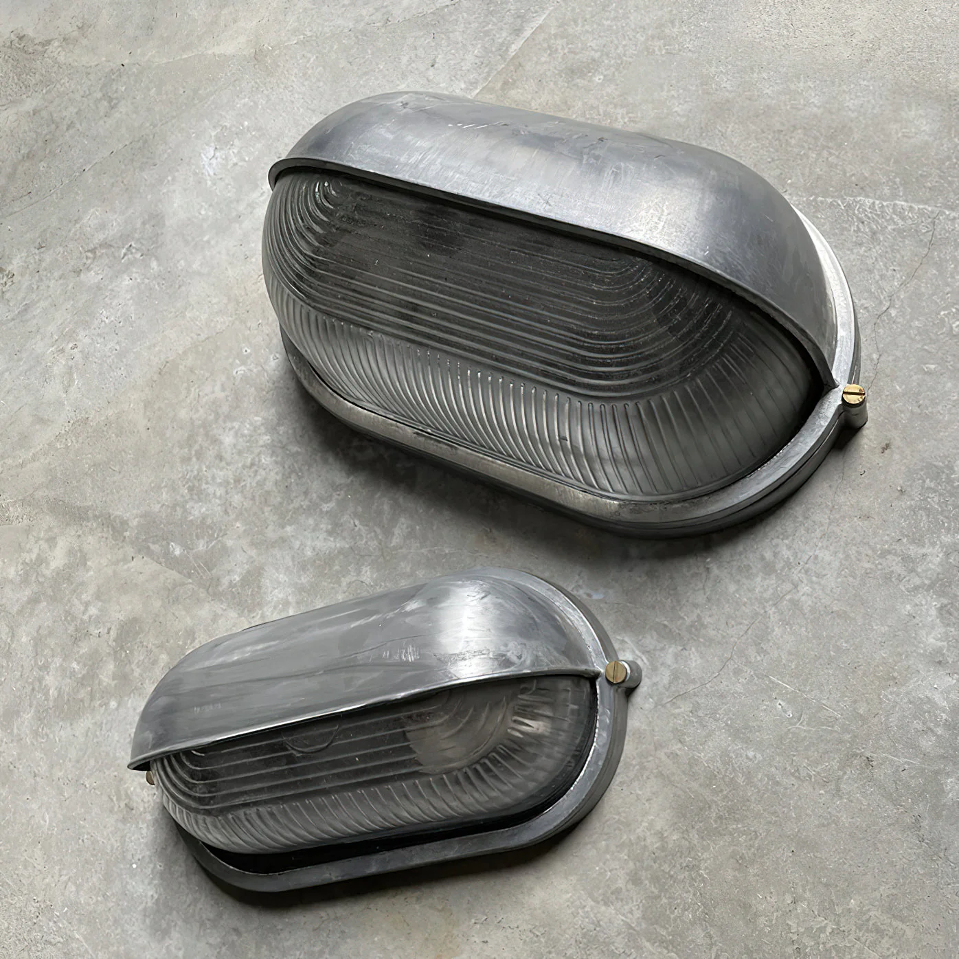 Ray Modern Outdoor Wall Lamp - Image 10