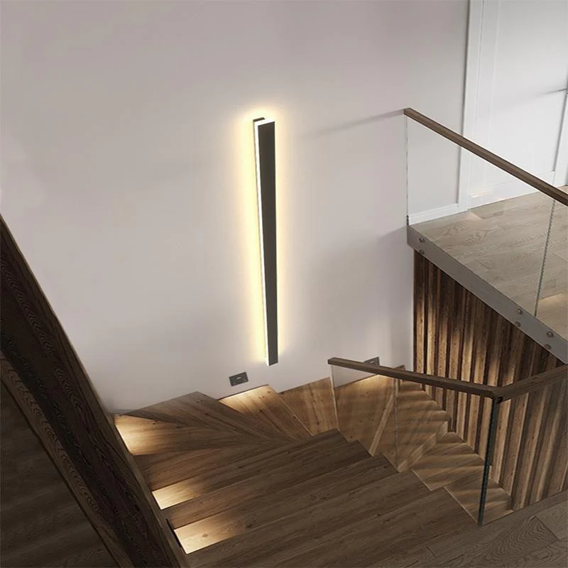 Raymo Classic Long LED Linear Outdoor Light - Image 12