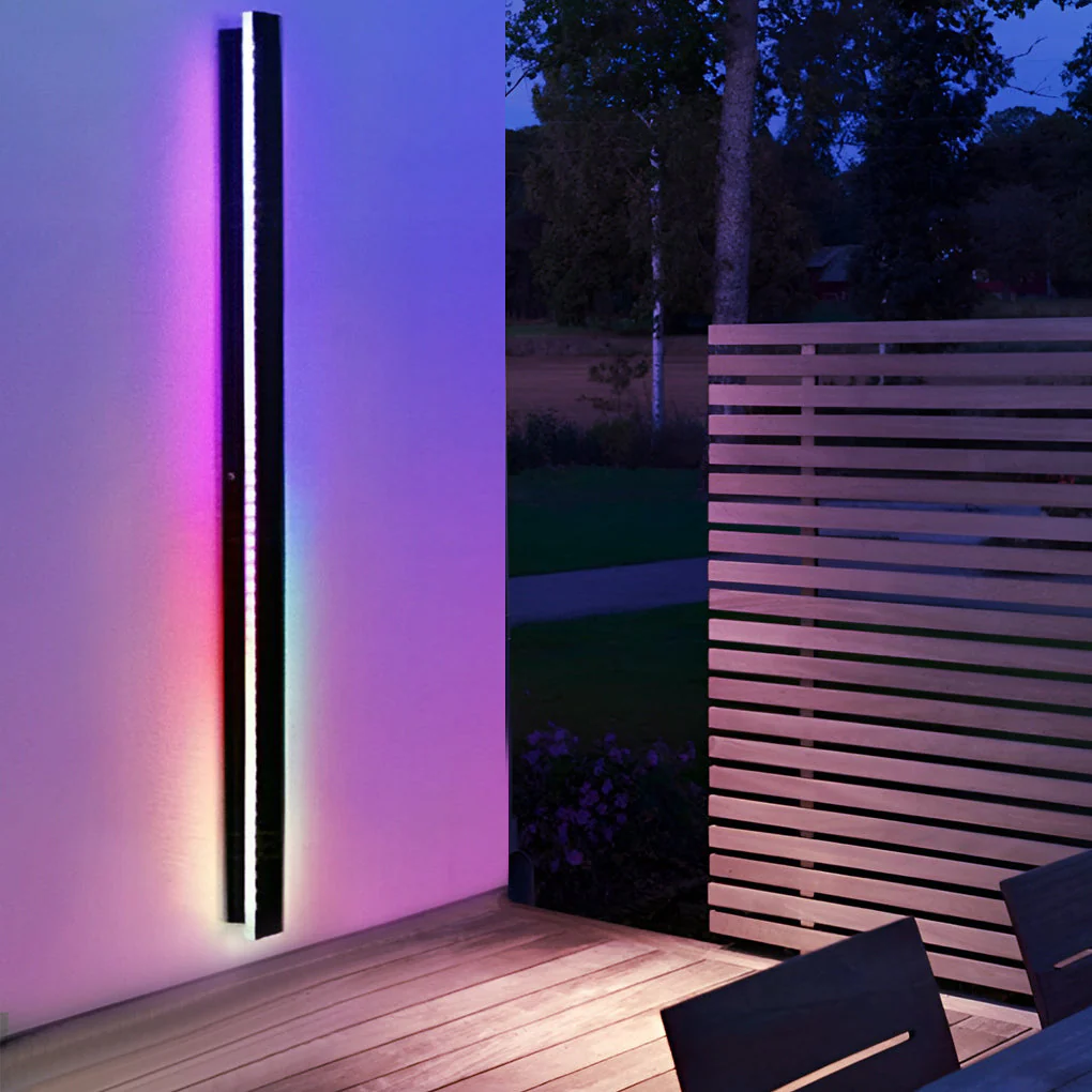 Raymo Classic Long LED Linear Outdoor Light - Image 4