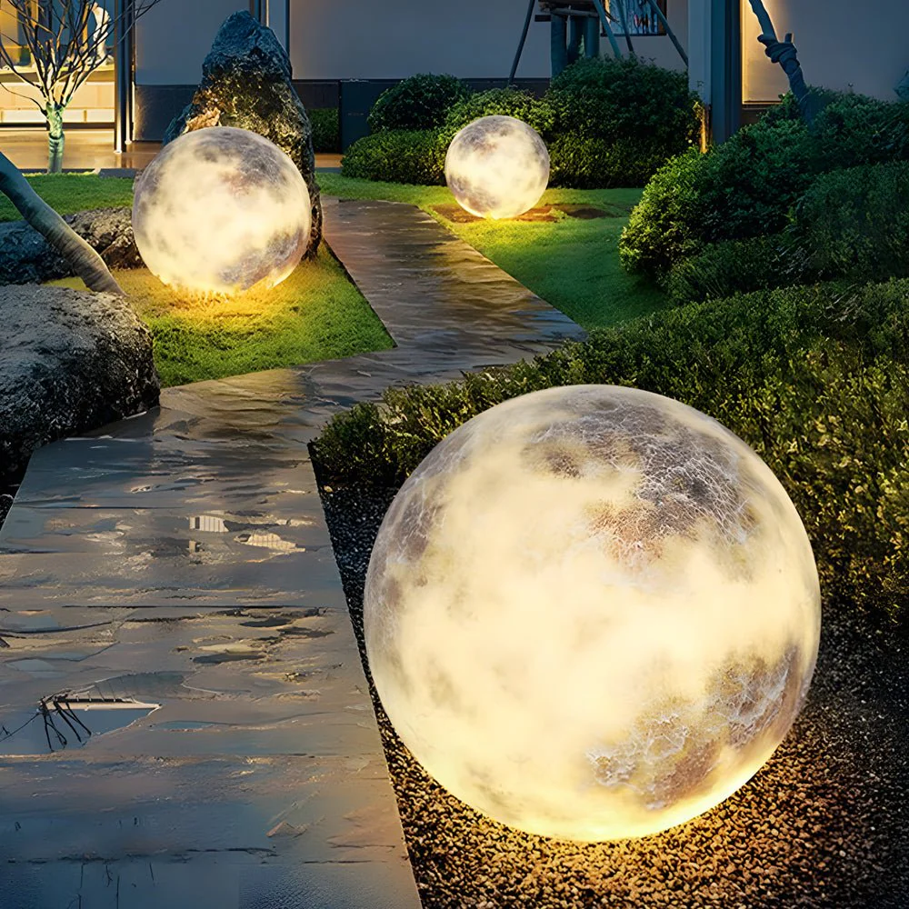 Riche Dreamy Moon Glass Luminous Outdoor Lawn Lamp