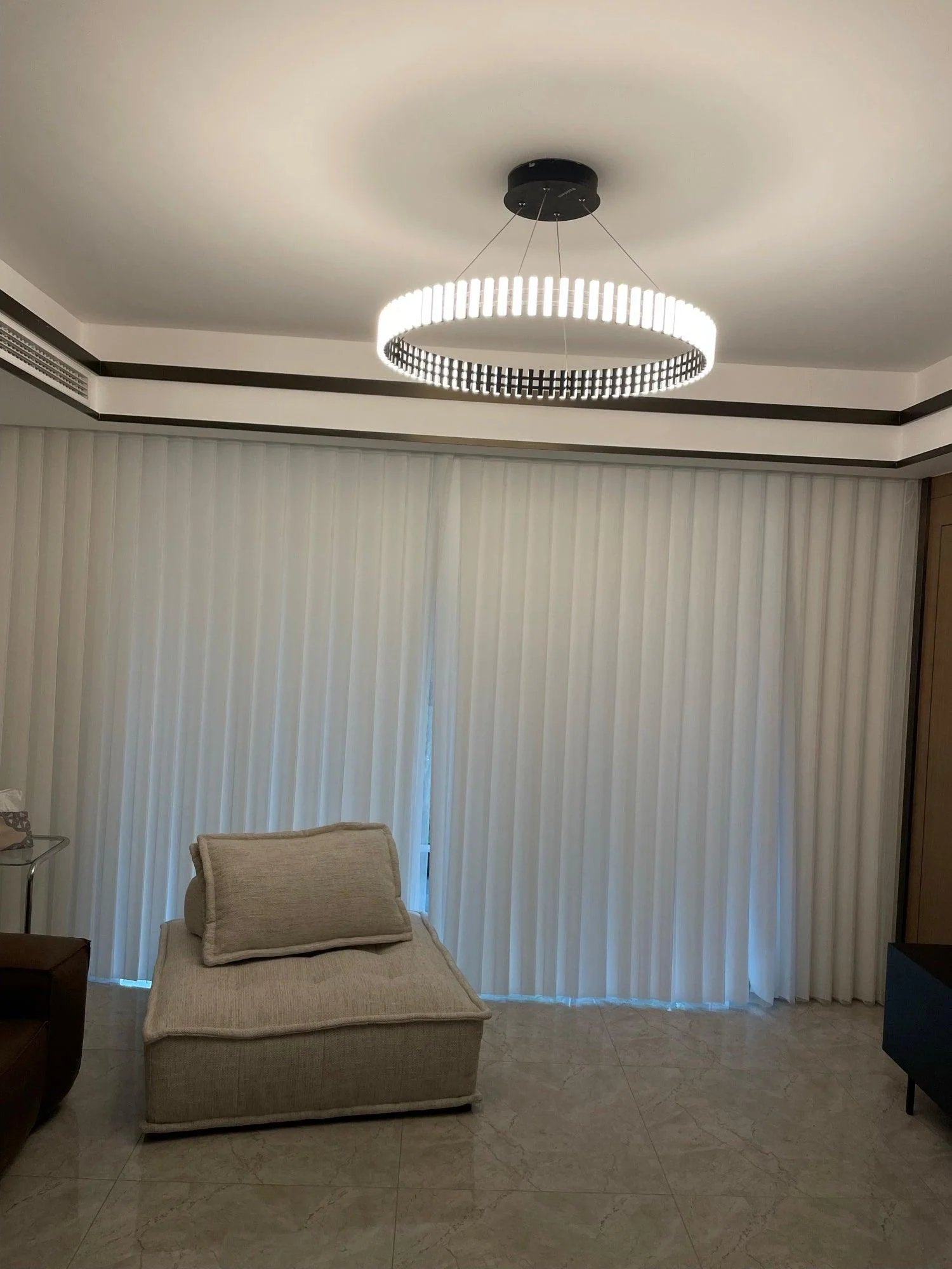 Rivo Stylis Hanging LED Chandelier - Image 20