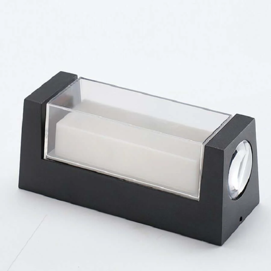 Robust Sleek Dual-Directional Outdoor Wall Light - Image 11
