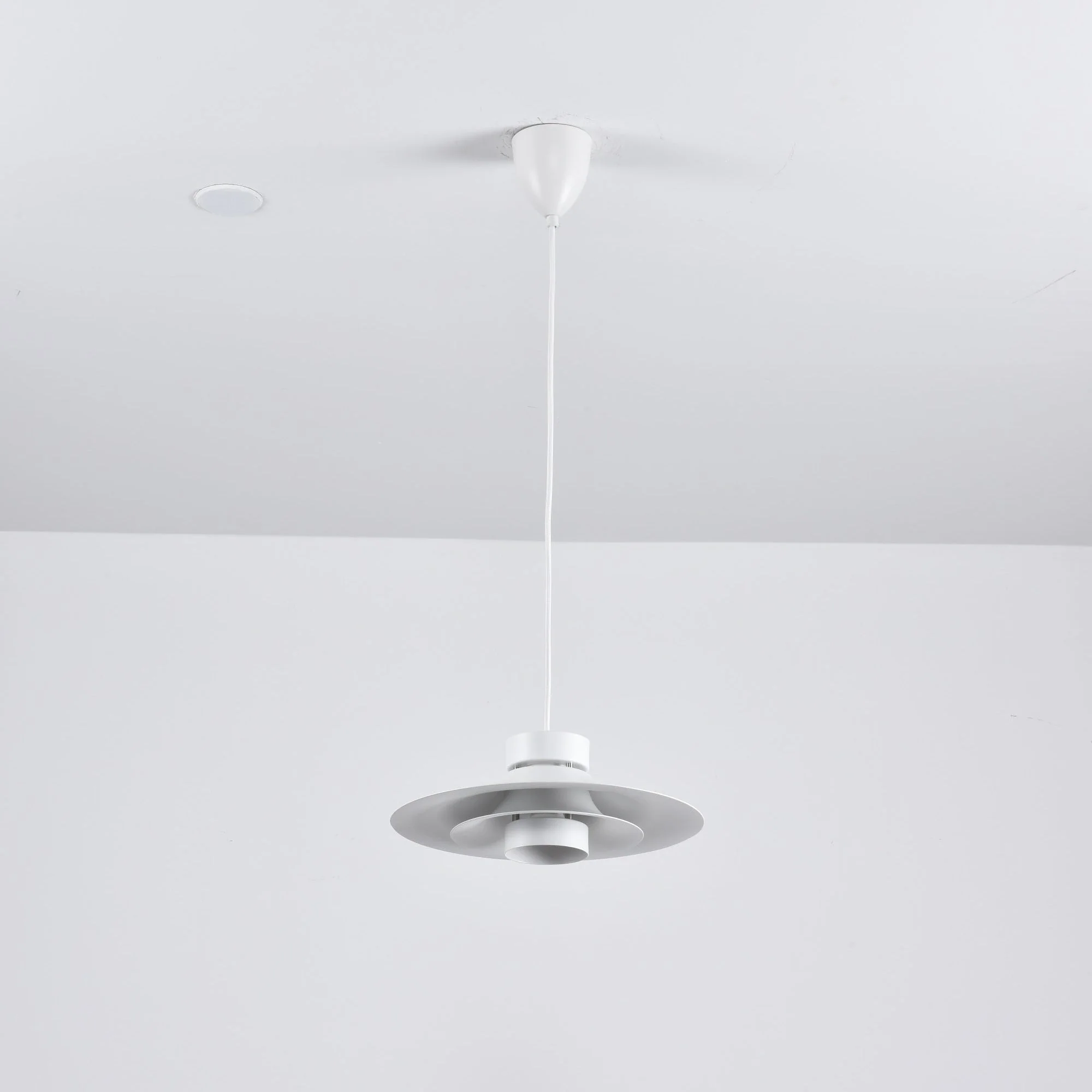 Sadie Minimalist Pendant Lamp - Image 5