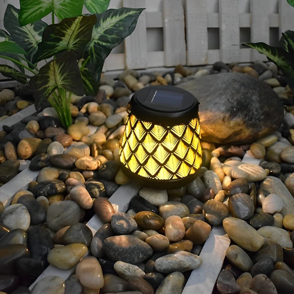 Saena Retro Mesh Solar Outdoor Hanging Lights - Image 2