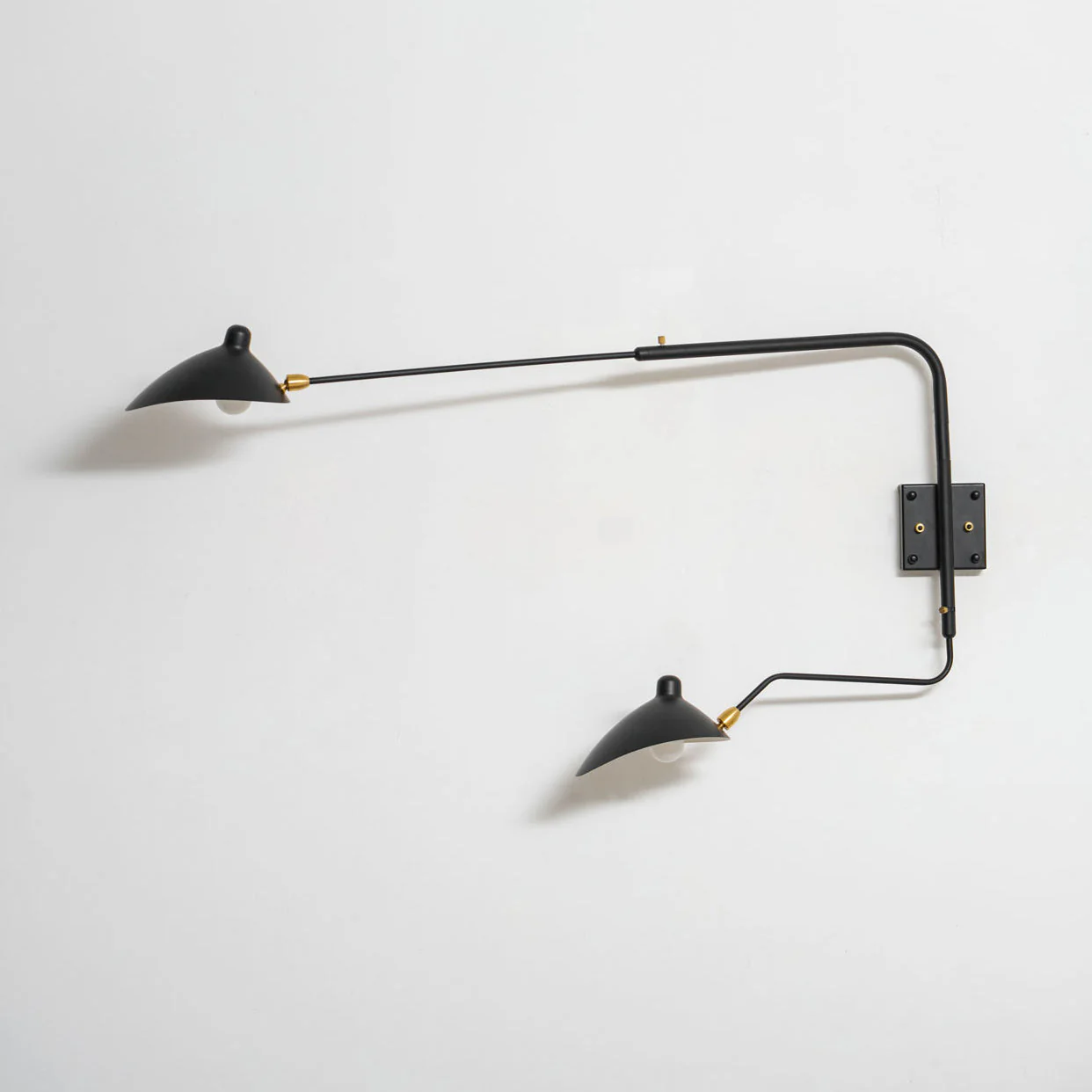 Serge Industrial Wall Light - Image 25