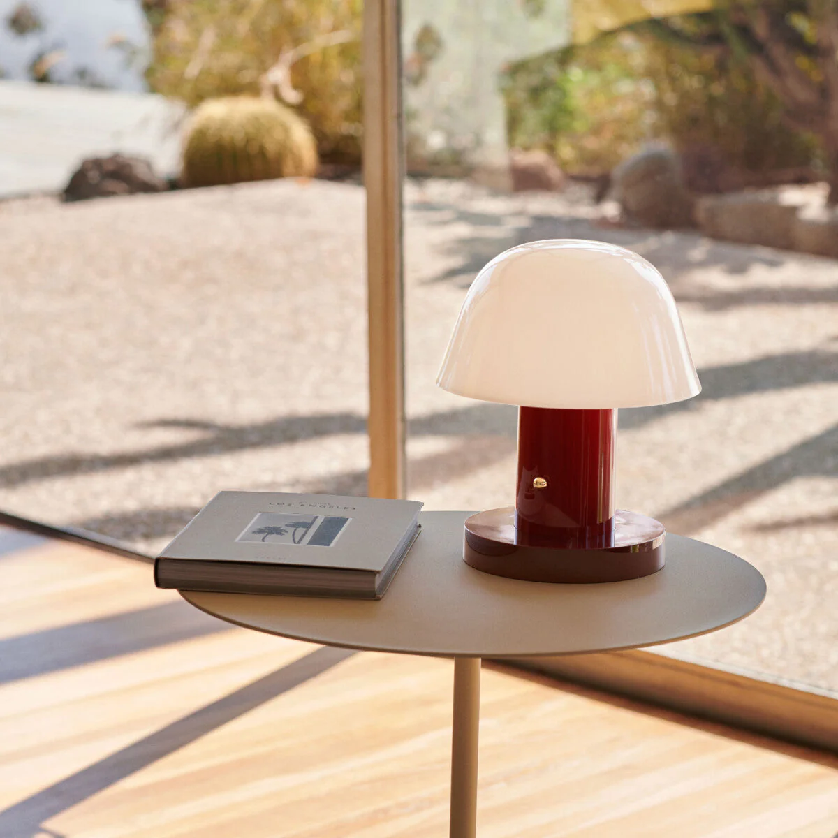 Setago Modern Polymer Table Lamp - Image 7