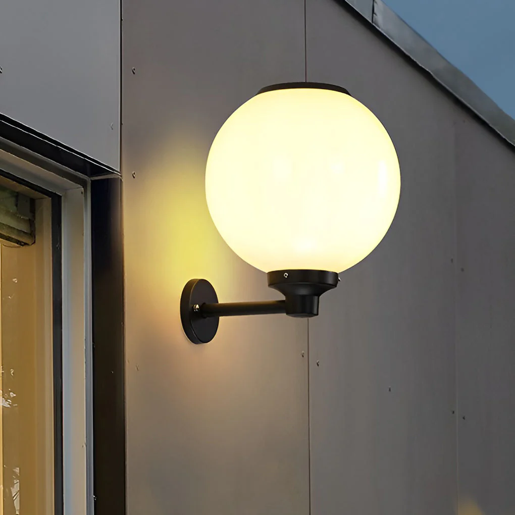 Silver Round LED Modern Outdoor Wall Lamp - Image 5