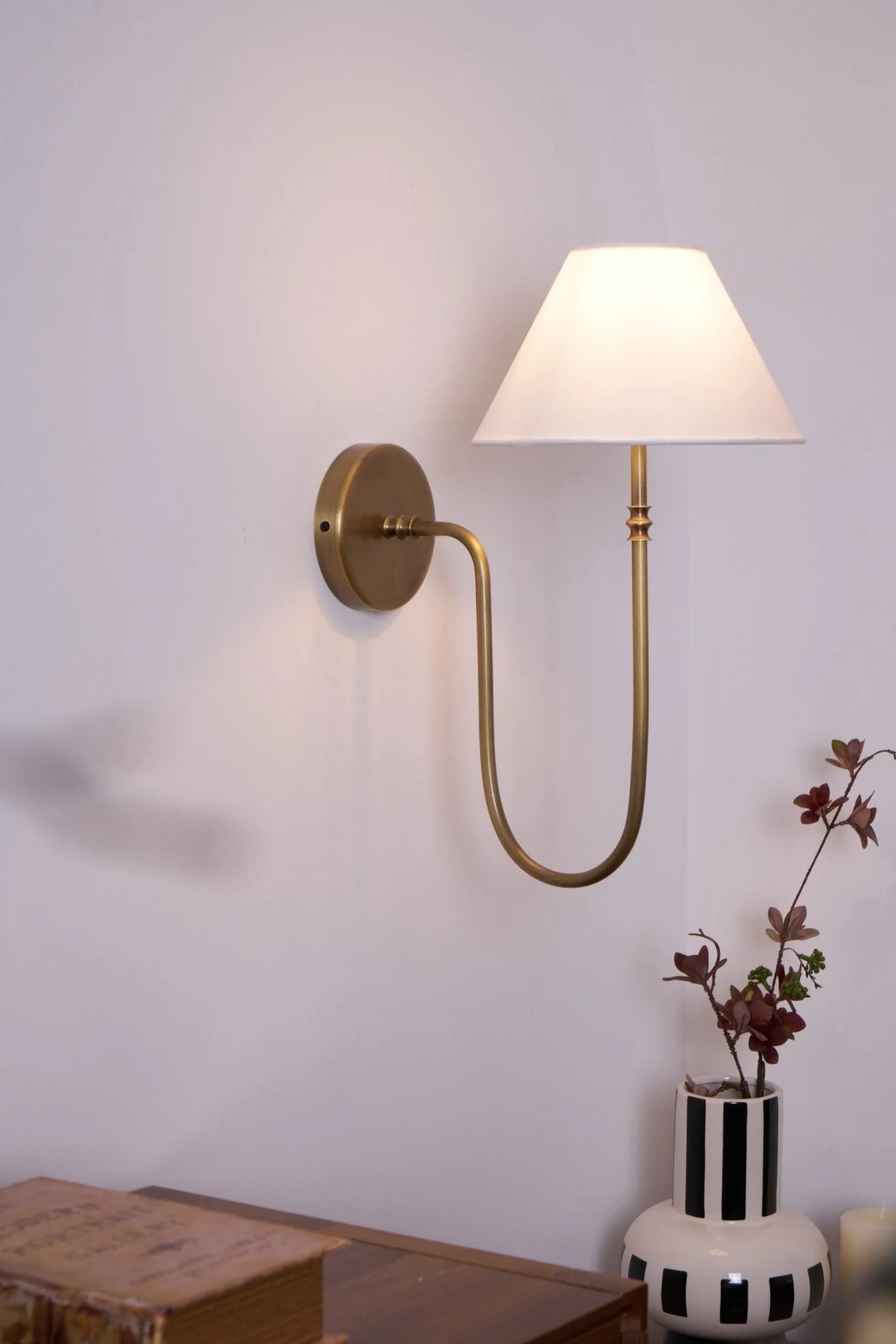 Silvery Vintage Industrial Fabric Wall Light - Image 44