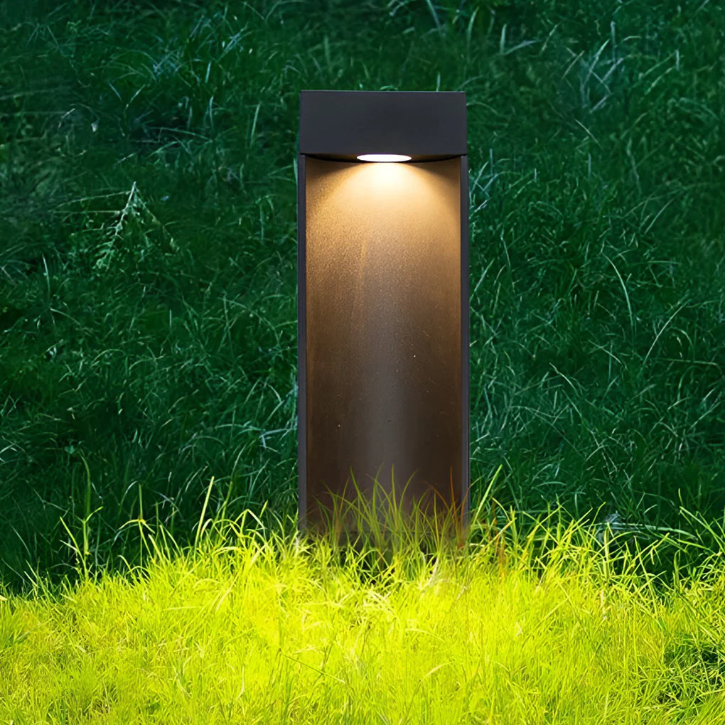 Siona Modern LED Outdoor Lawn Light