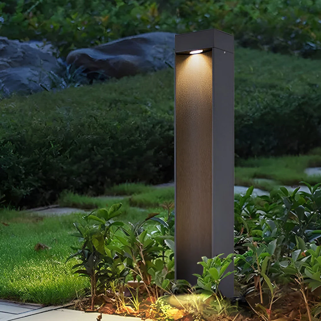 Siona Modern LED Outdoor Lawn Light - Image 3