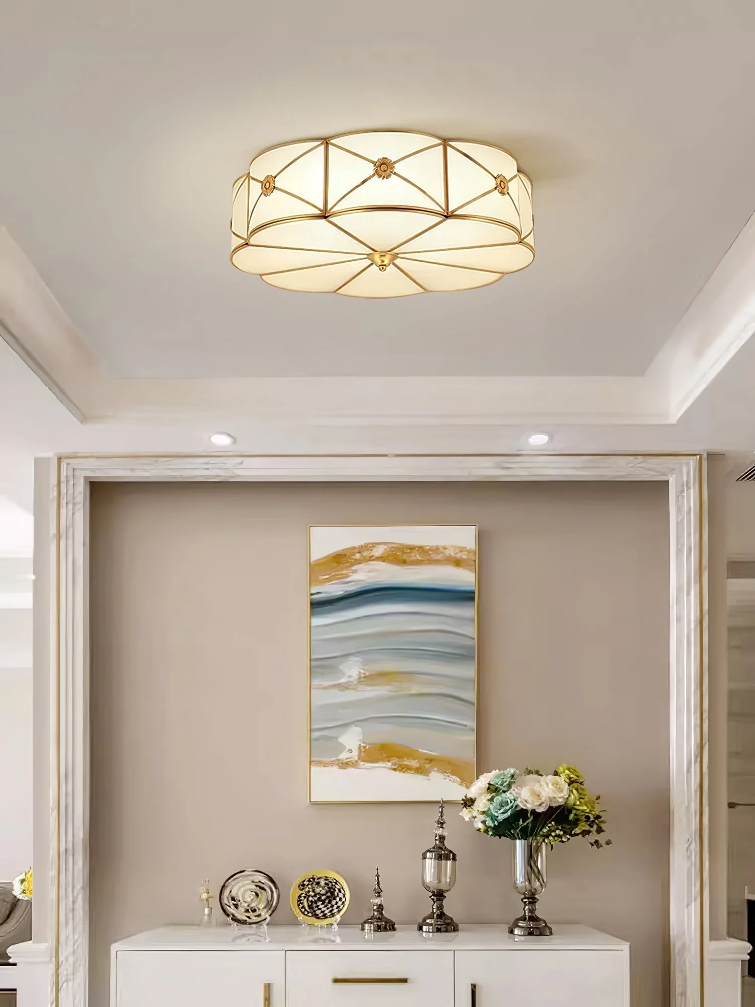 Solara Ceiling Lamp Brass Scalloped Frosted Classic - Image 29