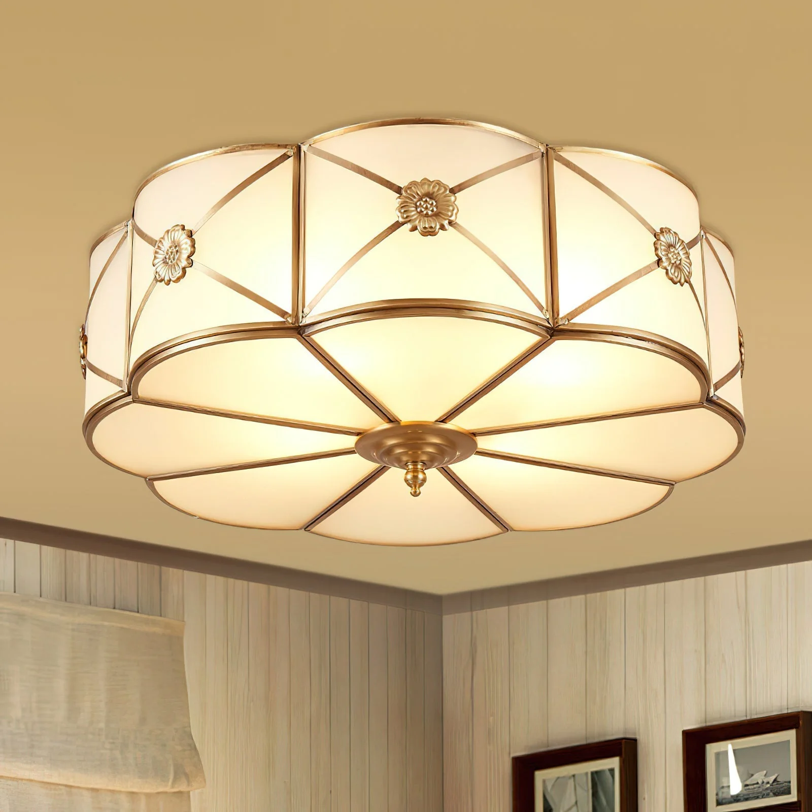 Solara Ceiling Lamp Brass Scalloped Frosted Classic - Image 30