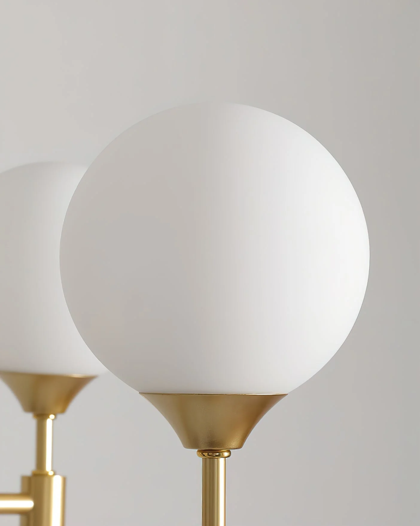 Solara Elegant Glass Chandelier - Image 3