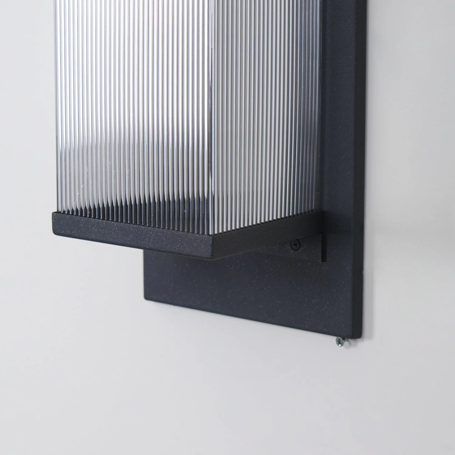 Solarise Steel Contemporary Wall Lamp - Image 7