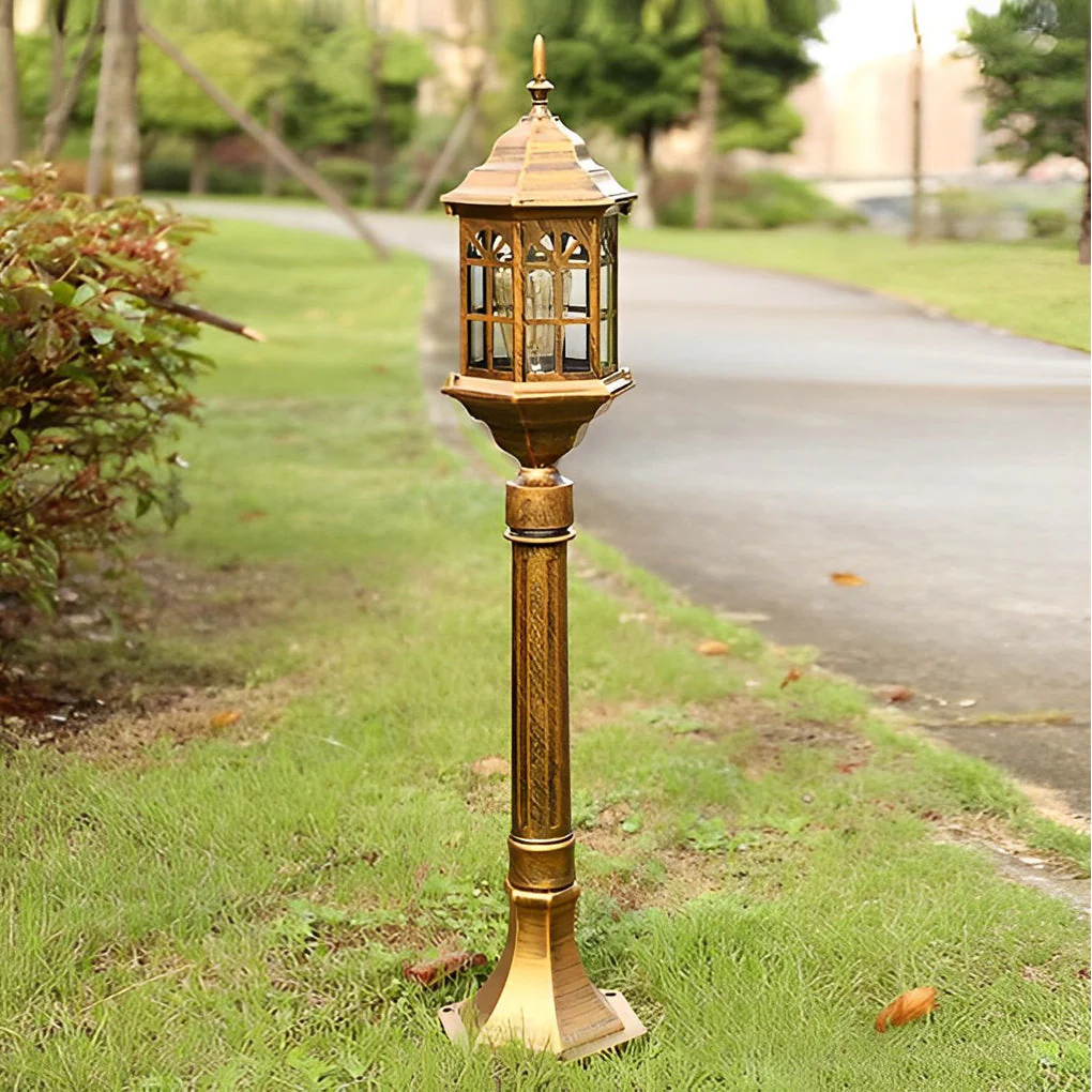 Solitary Elegant Pathway Outdoor Post Lights - Image 10