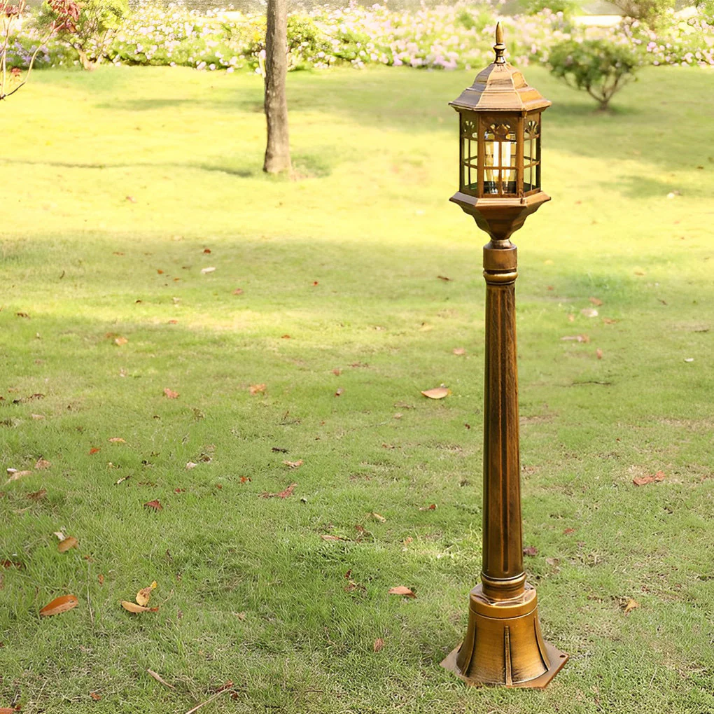 Solitary Elegant Pathway Outdoor Post Lights - Image 6