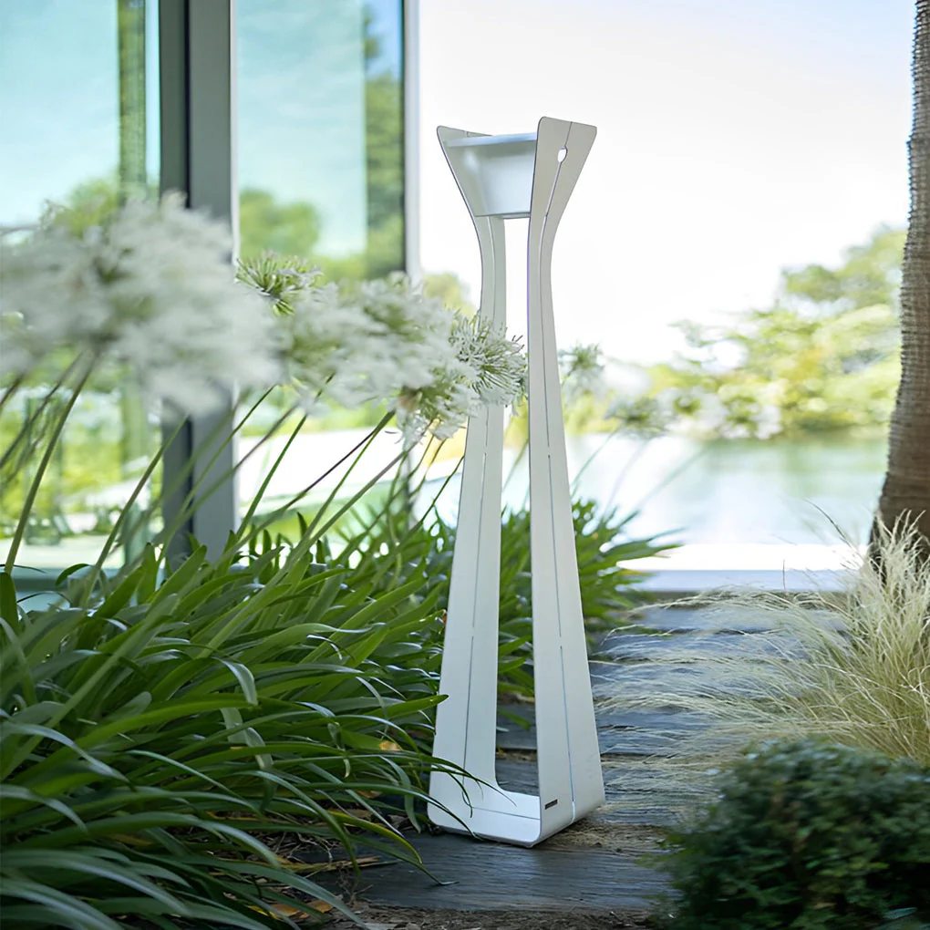 Solitry Sleek Stainless Steel Outdoor Pathway Lights - Image 2