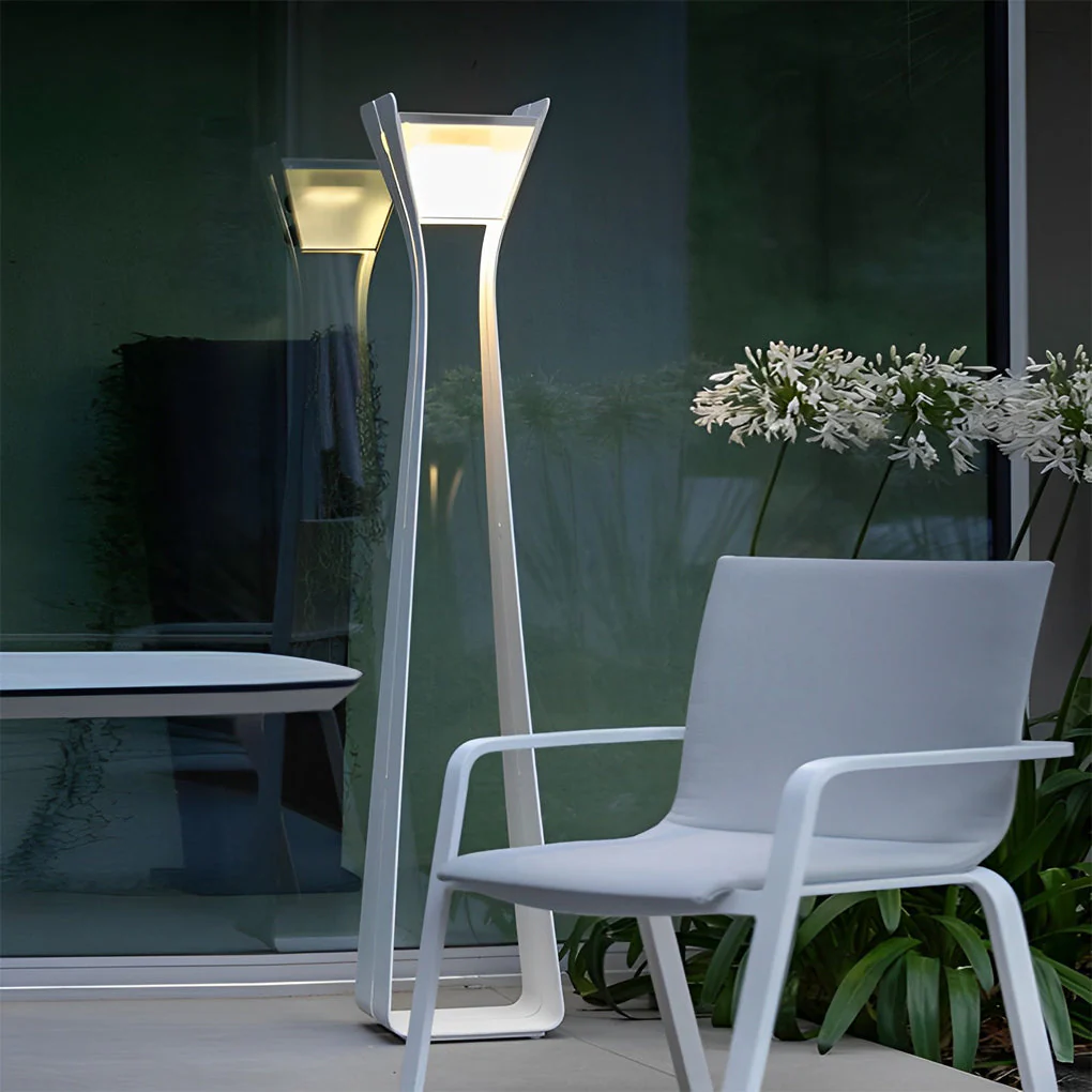 Solitry Sleek Stainless Steel Outdoor Pathway Lights - Image 4
