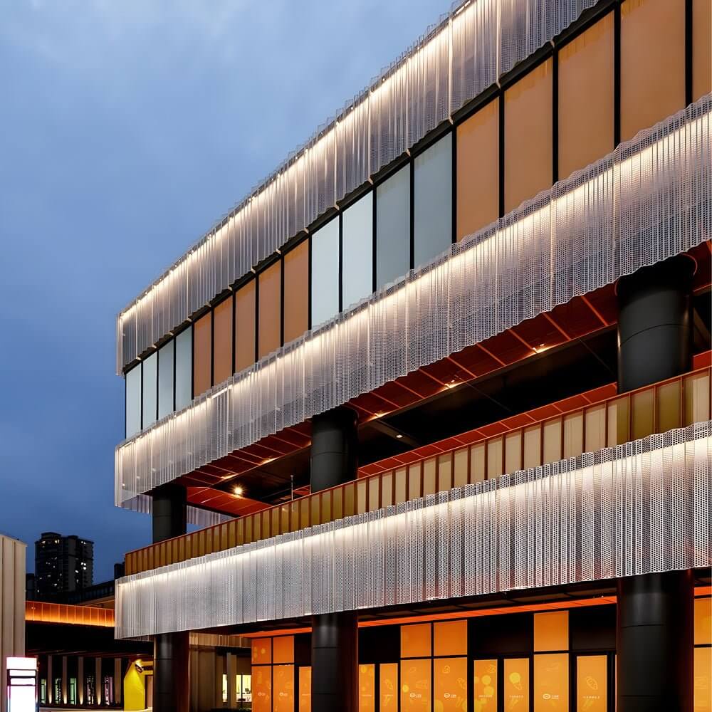 Sterli Long Linear LED Outdoor Wall Washer - Image 4