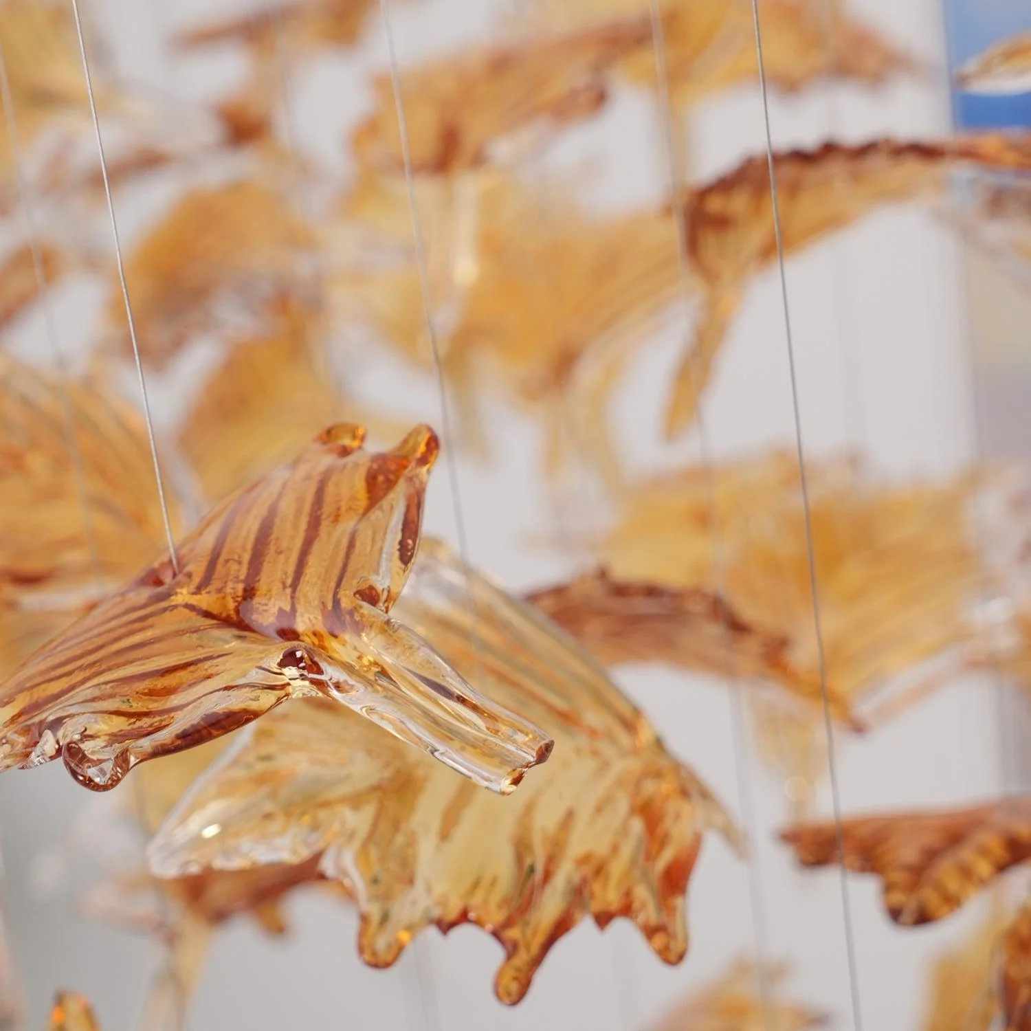 Syraean Multicolor Maple Leaf Crystal Chandelier - Image 38