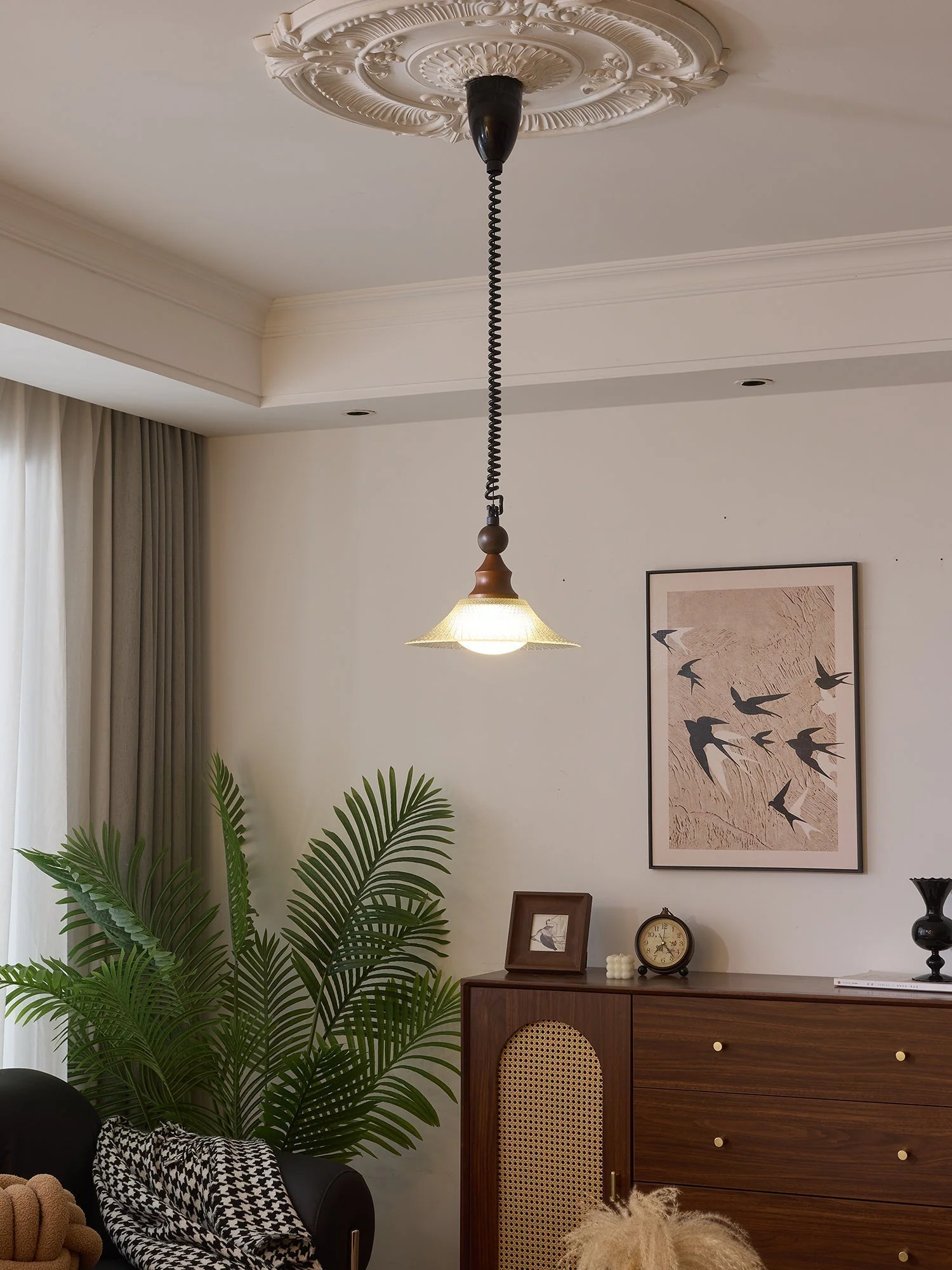 Syraeeth Premium Nordic Art Wood Pendant Light - Image 3