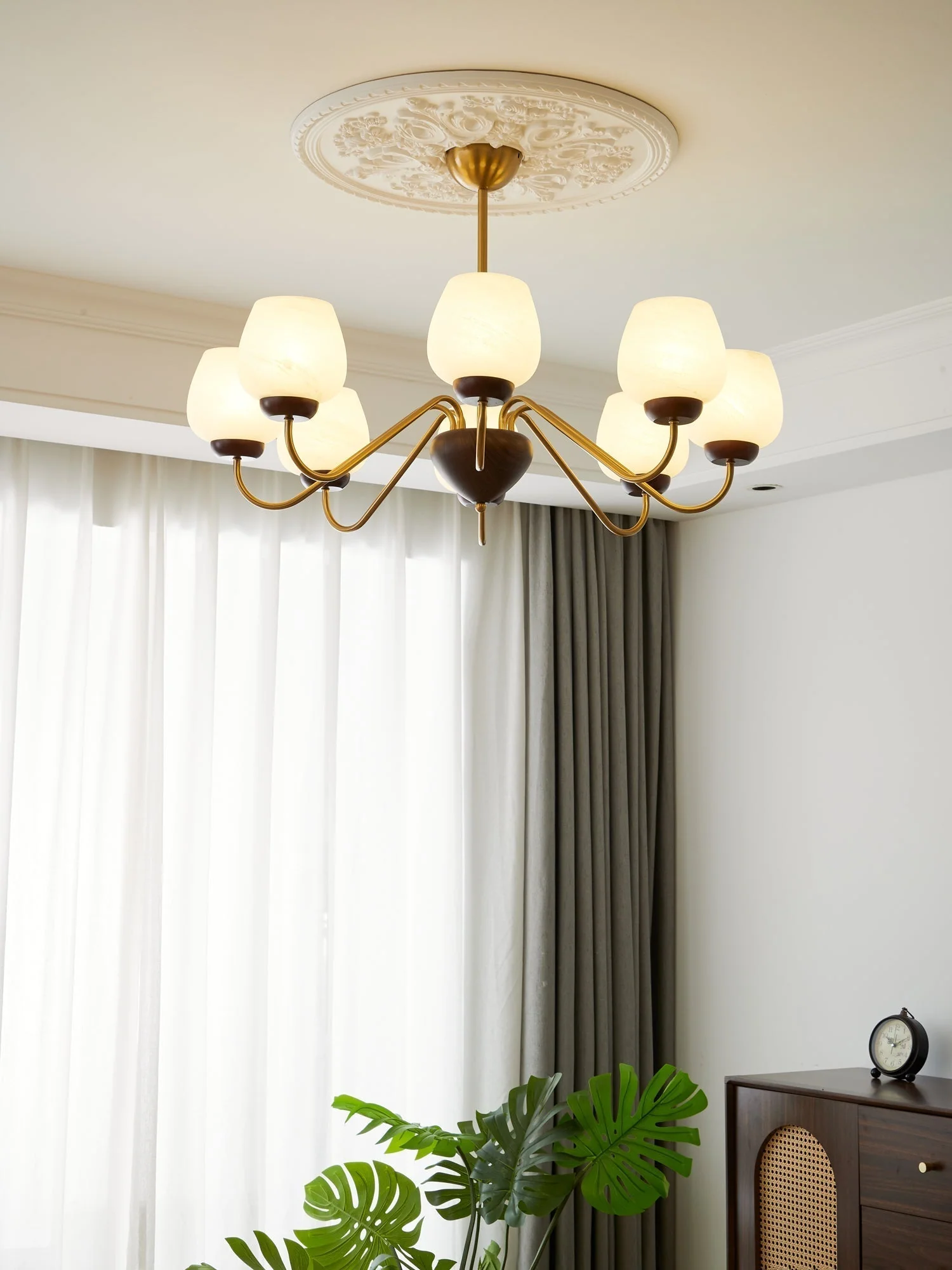 Sytheiel Premium	Elegance Wood Glass Chandelier - Image 3