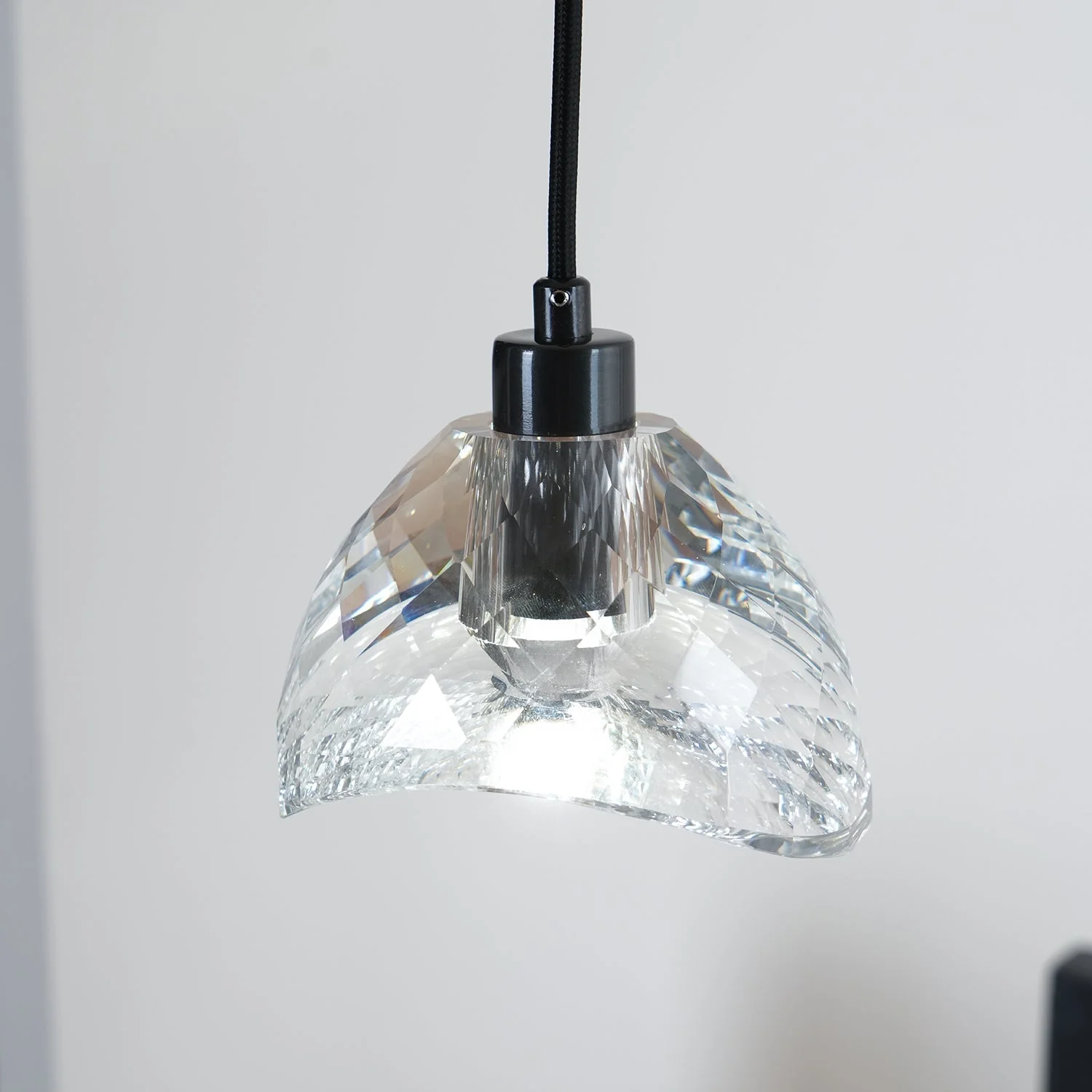 Syvinor Premium Nordic Art Glass Pendant Lamp - Image 14