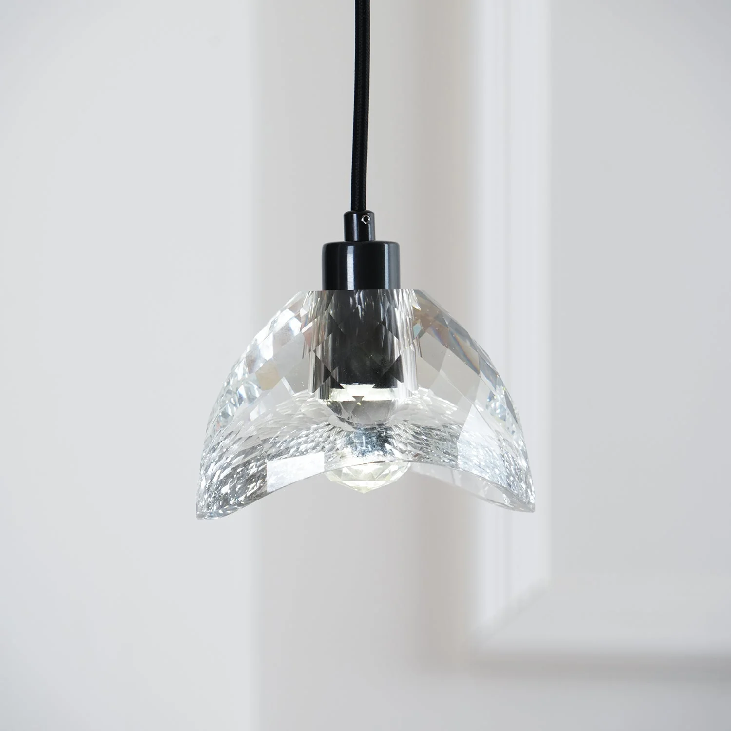 Syvinor Premium Nordic Art Glass Pendant Lamp - Image 27