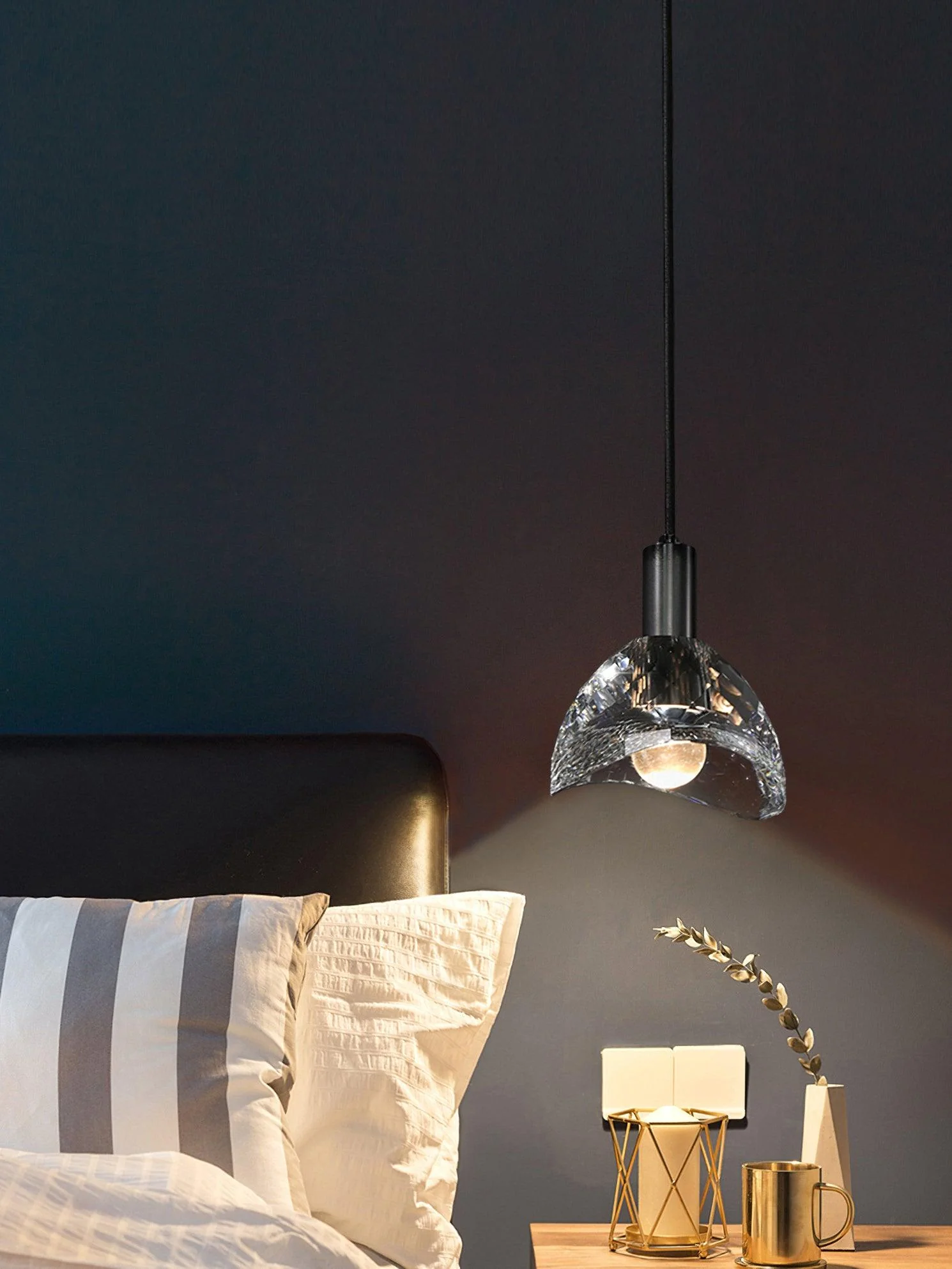Syvinor Premium Nordic Art Glass Pendant Lamp - Image 3