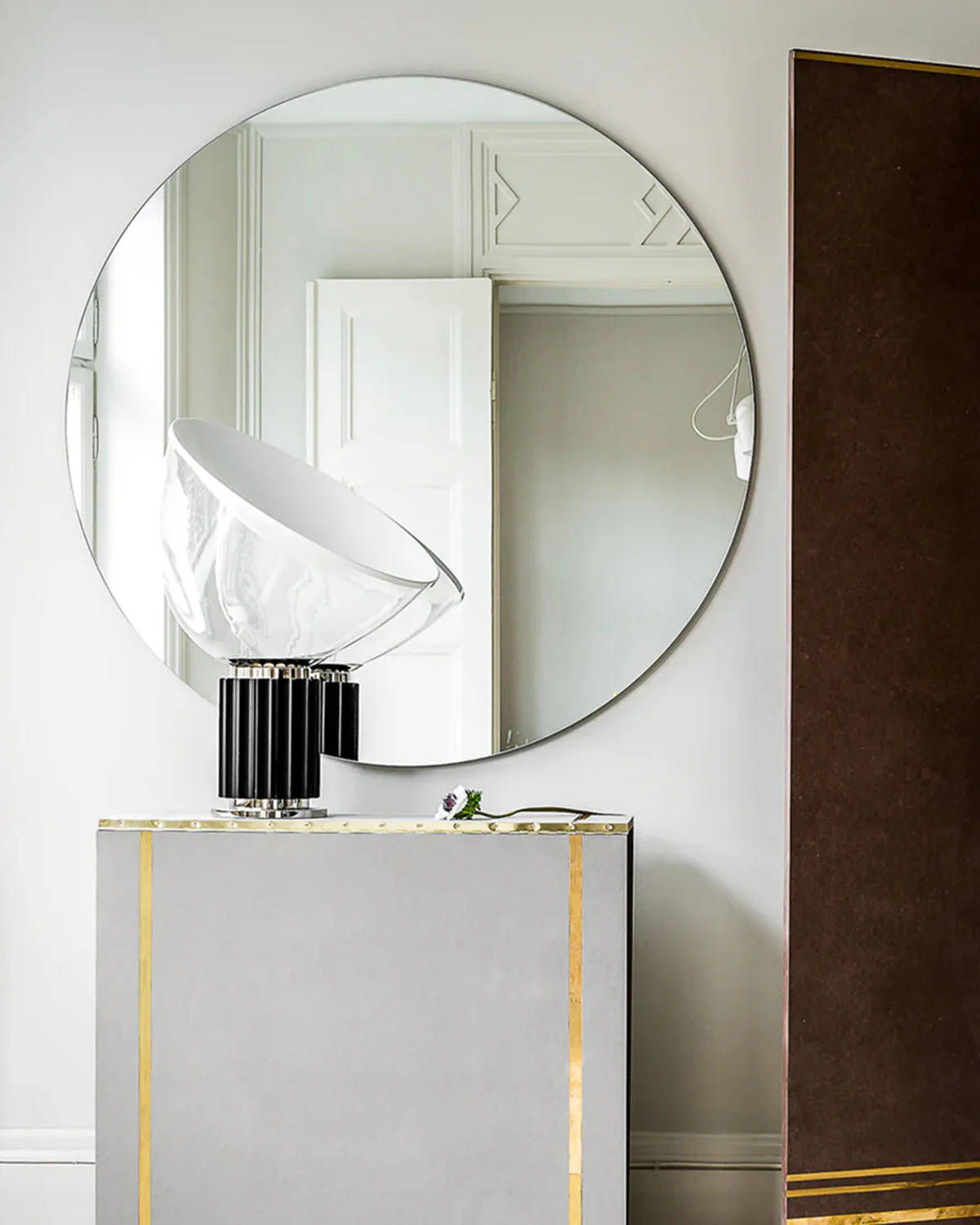 Taccia Modern Glass Table Lamp - Image 18