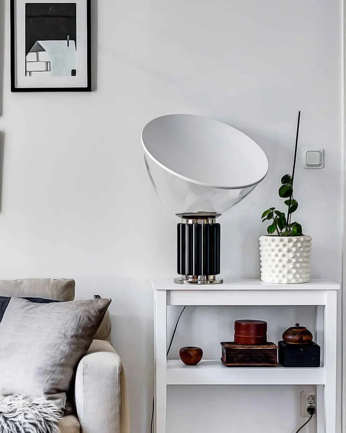 Taccia Modern Glass Table Lamp - Image 29