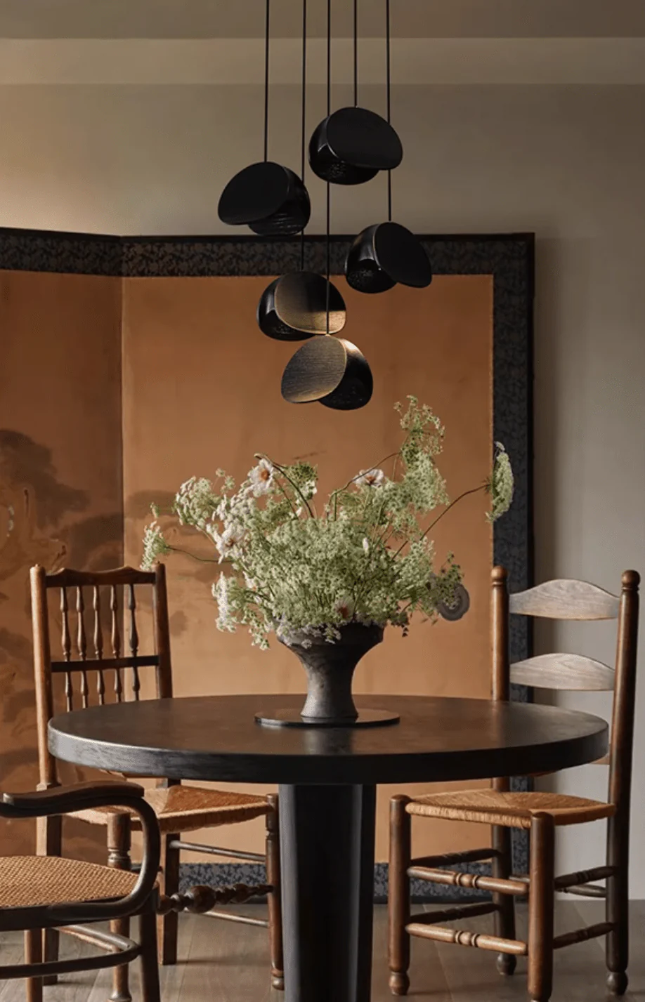 Tavro Minimalist Wood Pendant Light - Image 3