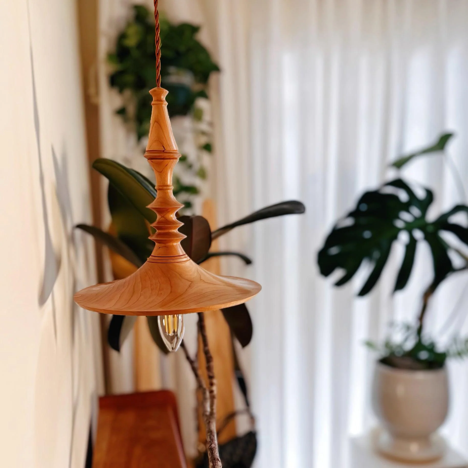 Tessira Wood Industrial Pendant Lamp - Image 59
