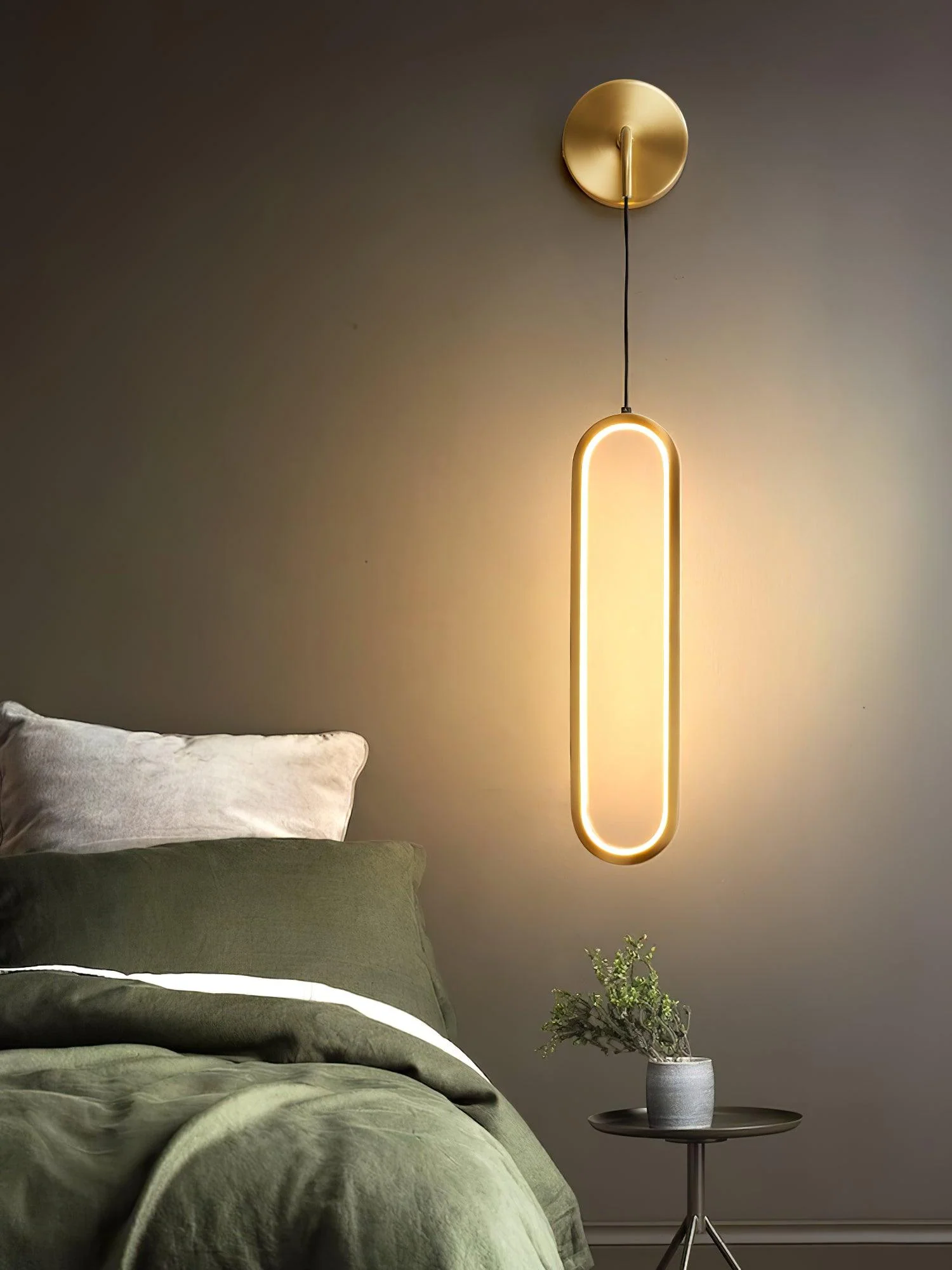 Thomas Minimalist Wall Lamp - Image 22