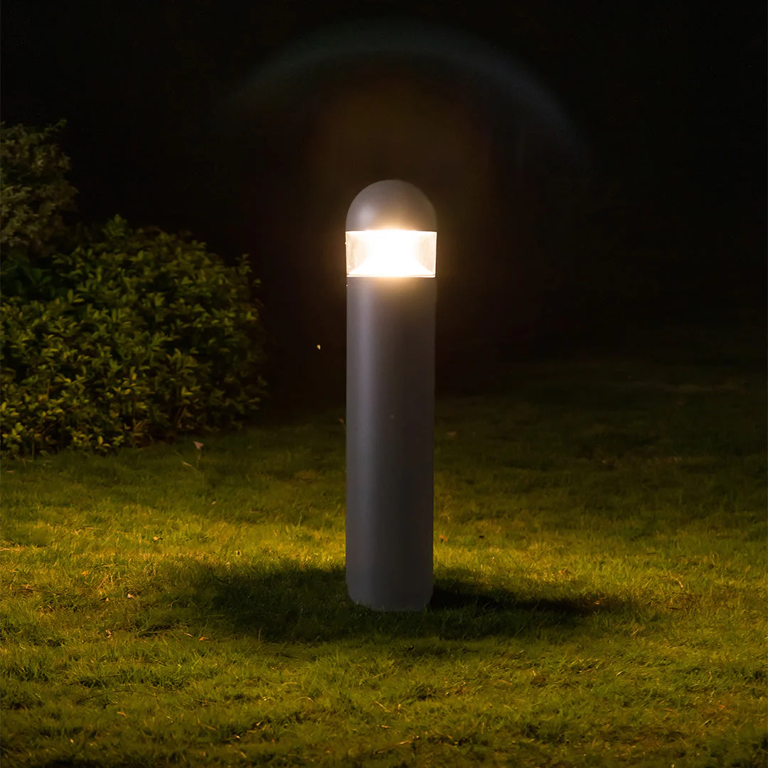 Titus Poles Minimalist Nordic Outdoor Light - Image 2