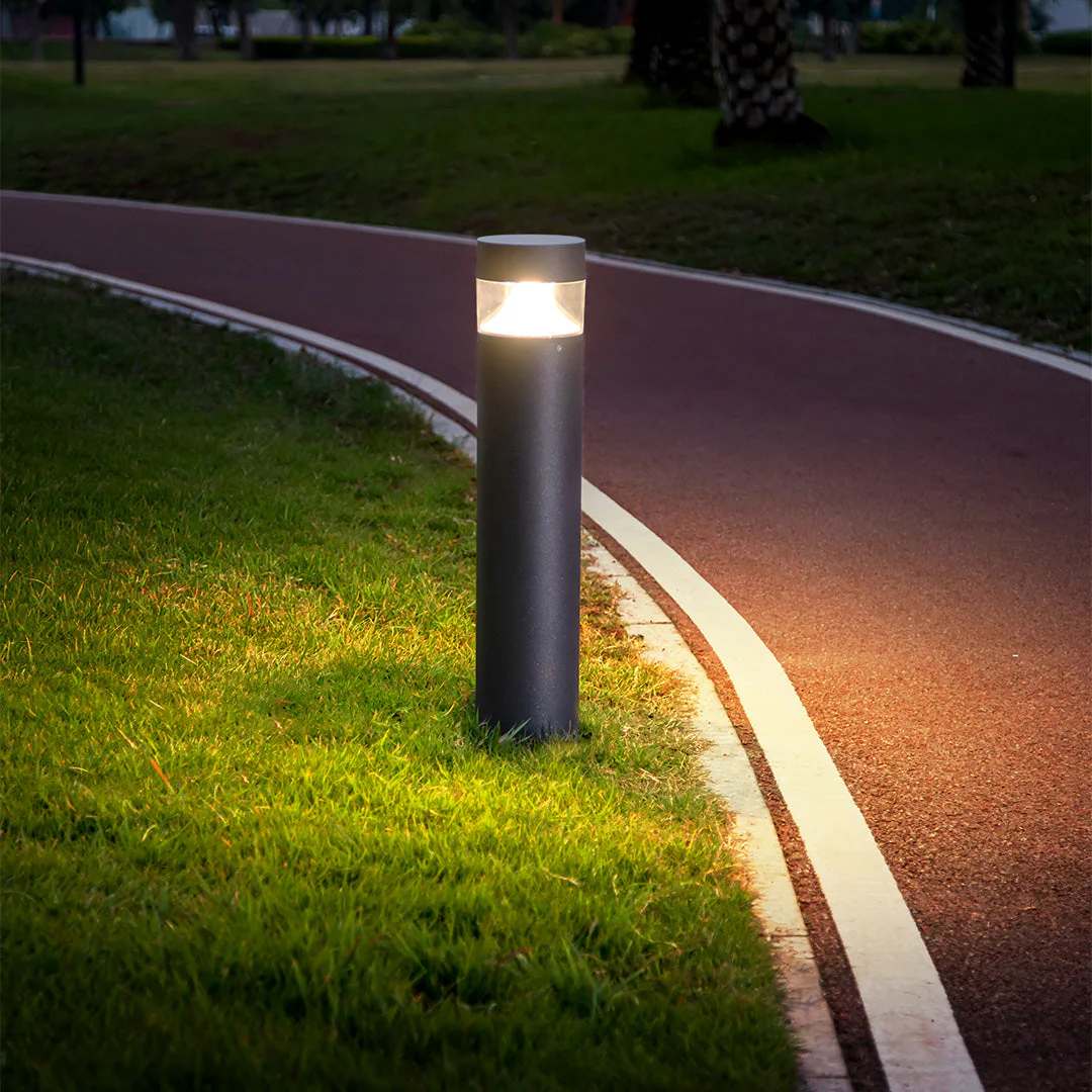 Titus Poles Minimalist Nordic Outdoor Light - Image 3