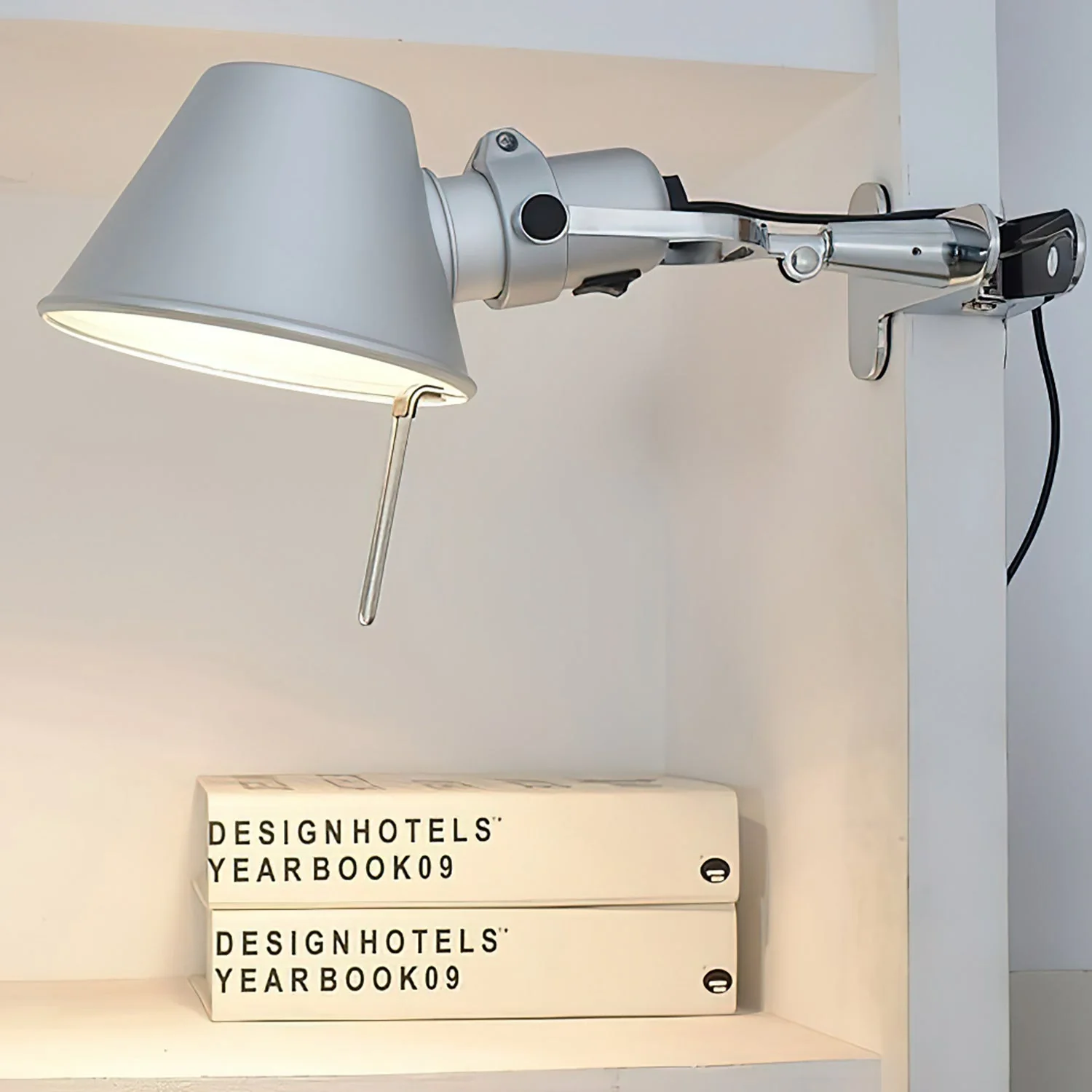 Tolomeo Industrial Table Lamp - Image 7