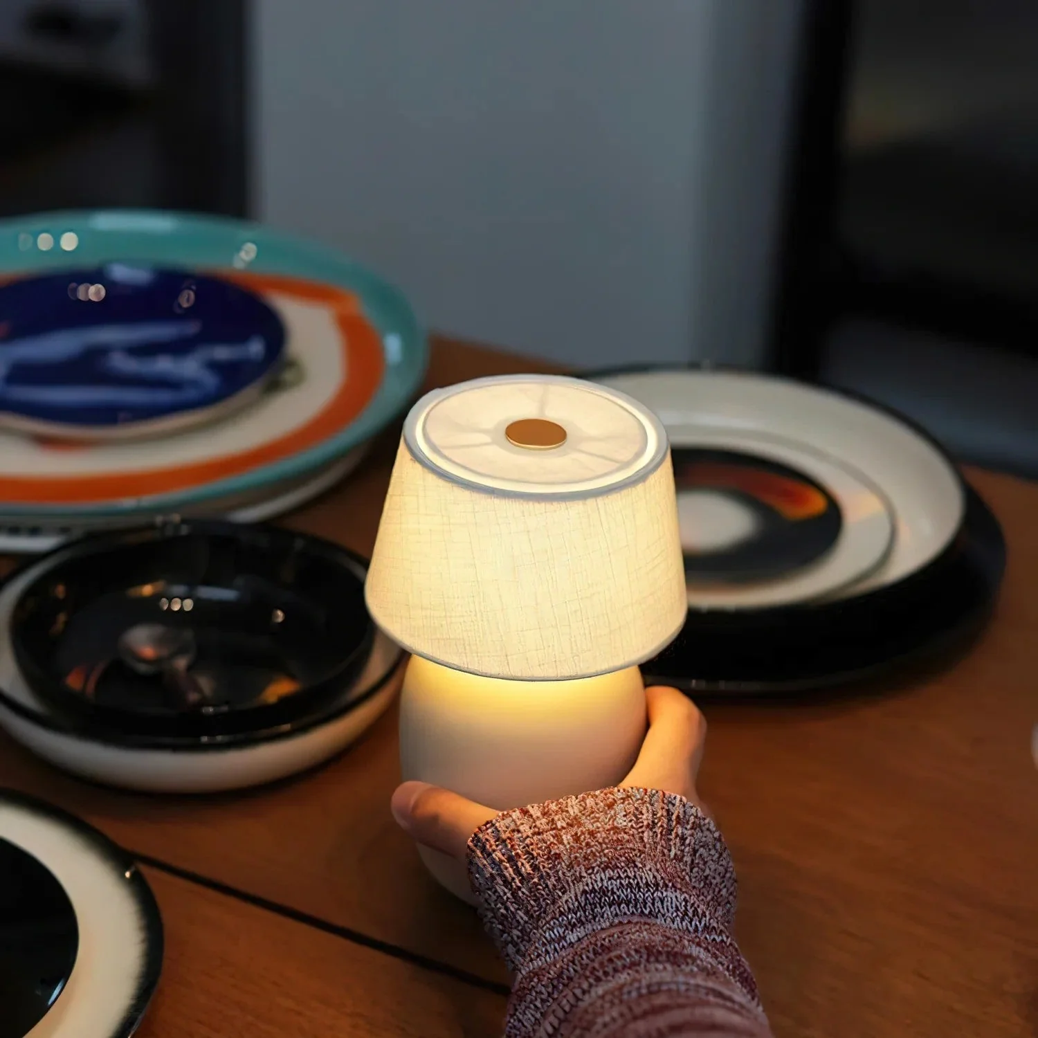 Torso Farmhouse Ceramic Table Lamp - Image 16