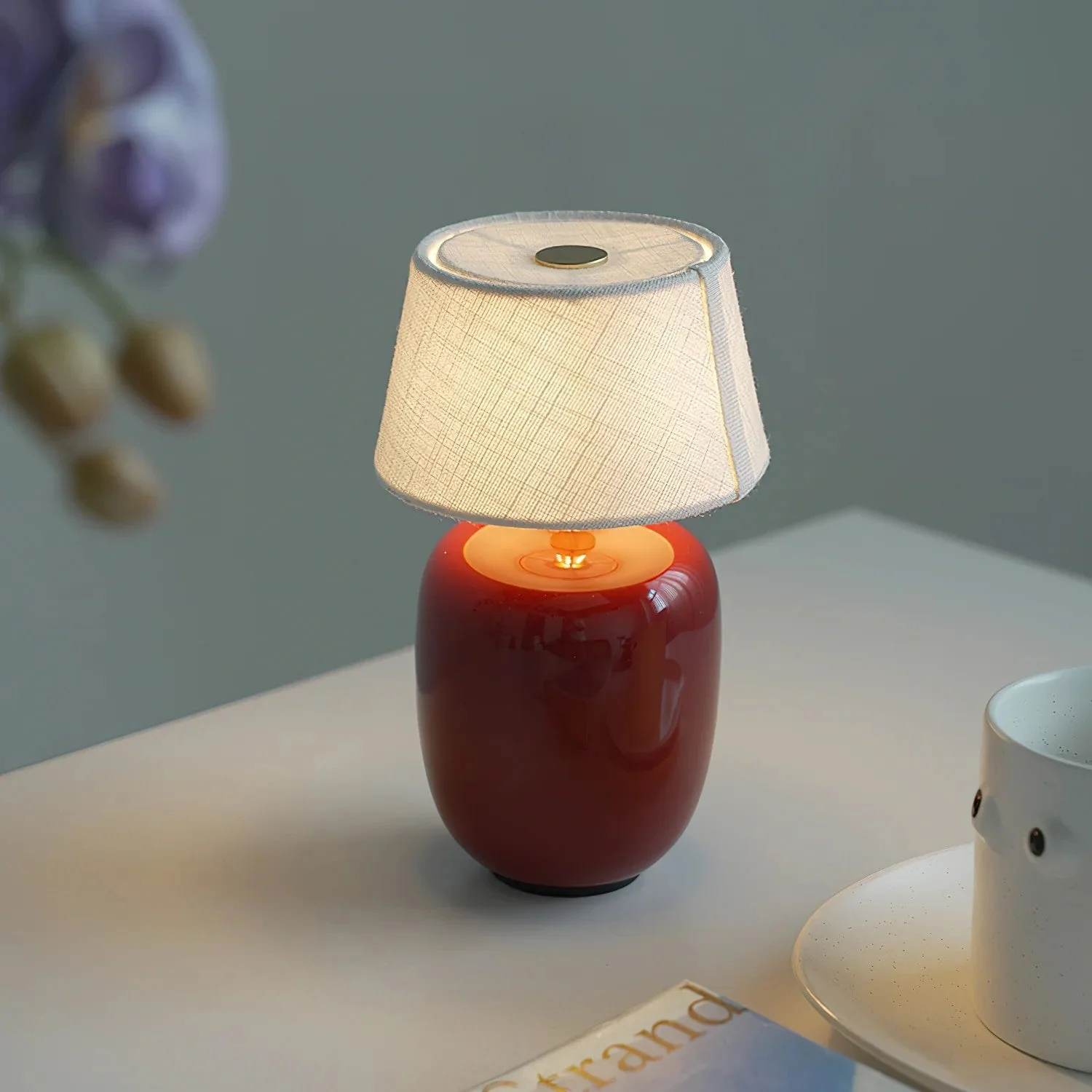 Torso Farmhouse Ceramic Table Lamp - Image 3